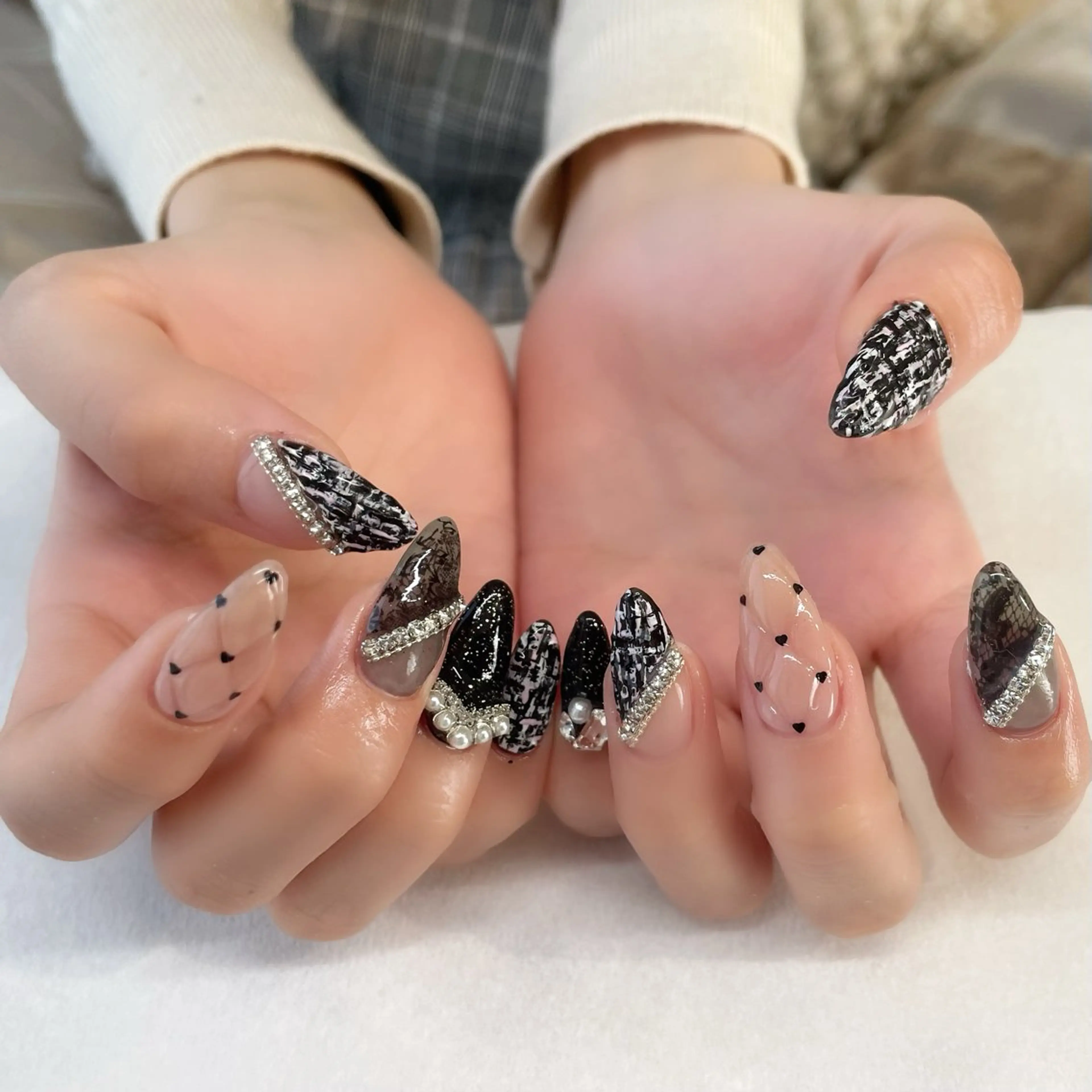 ネイル ハンドネイル 💎🐰 saki. m 🐰💎のネイルデザイン