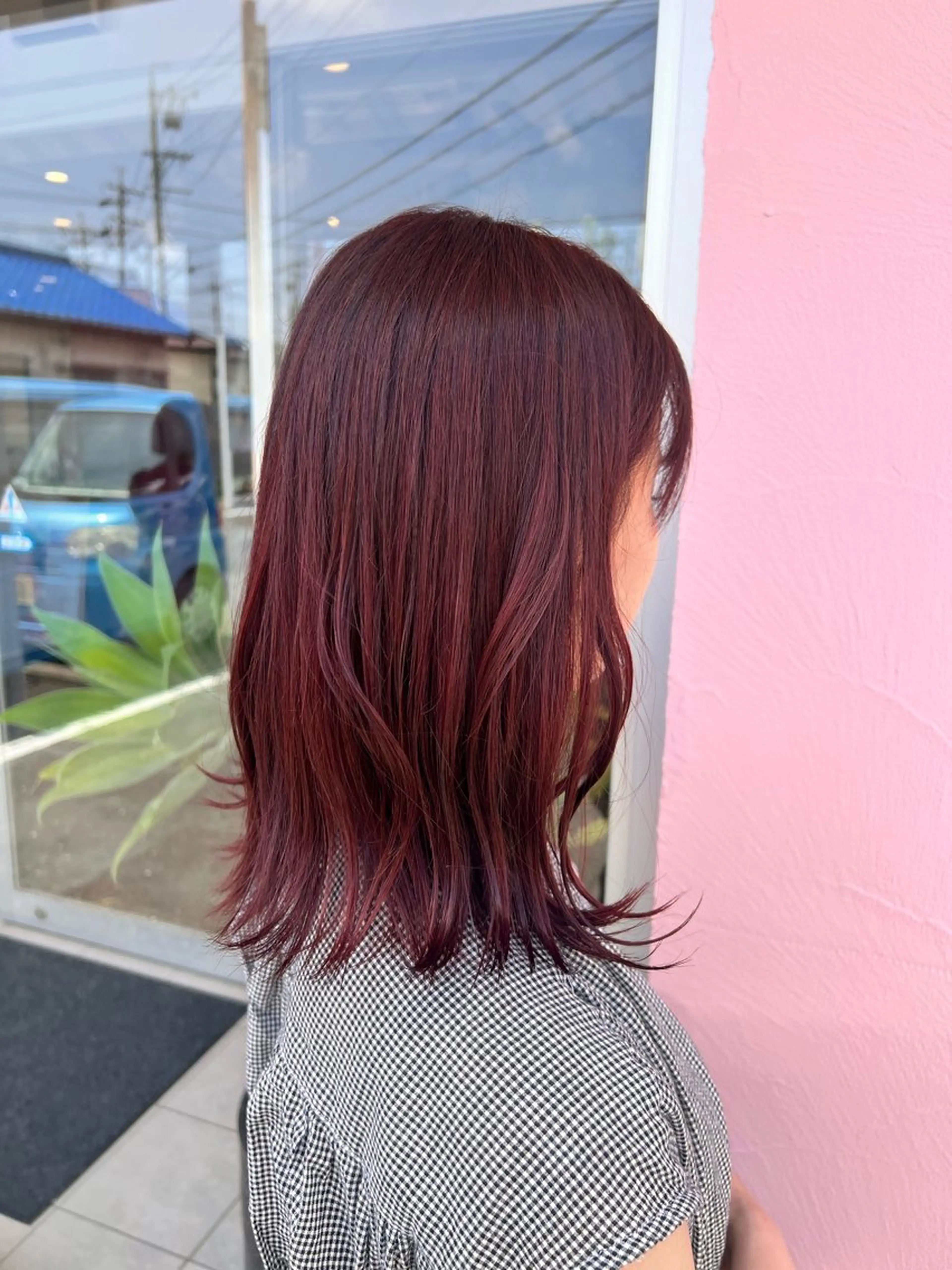 ミディアム カラー 山本 怜奈のヘアスタイル