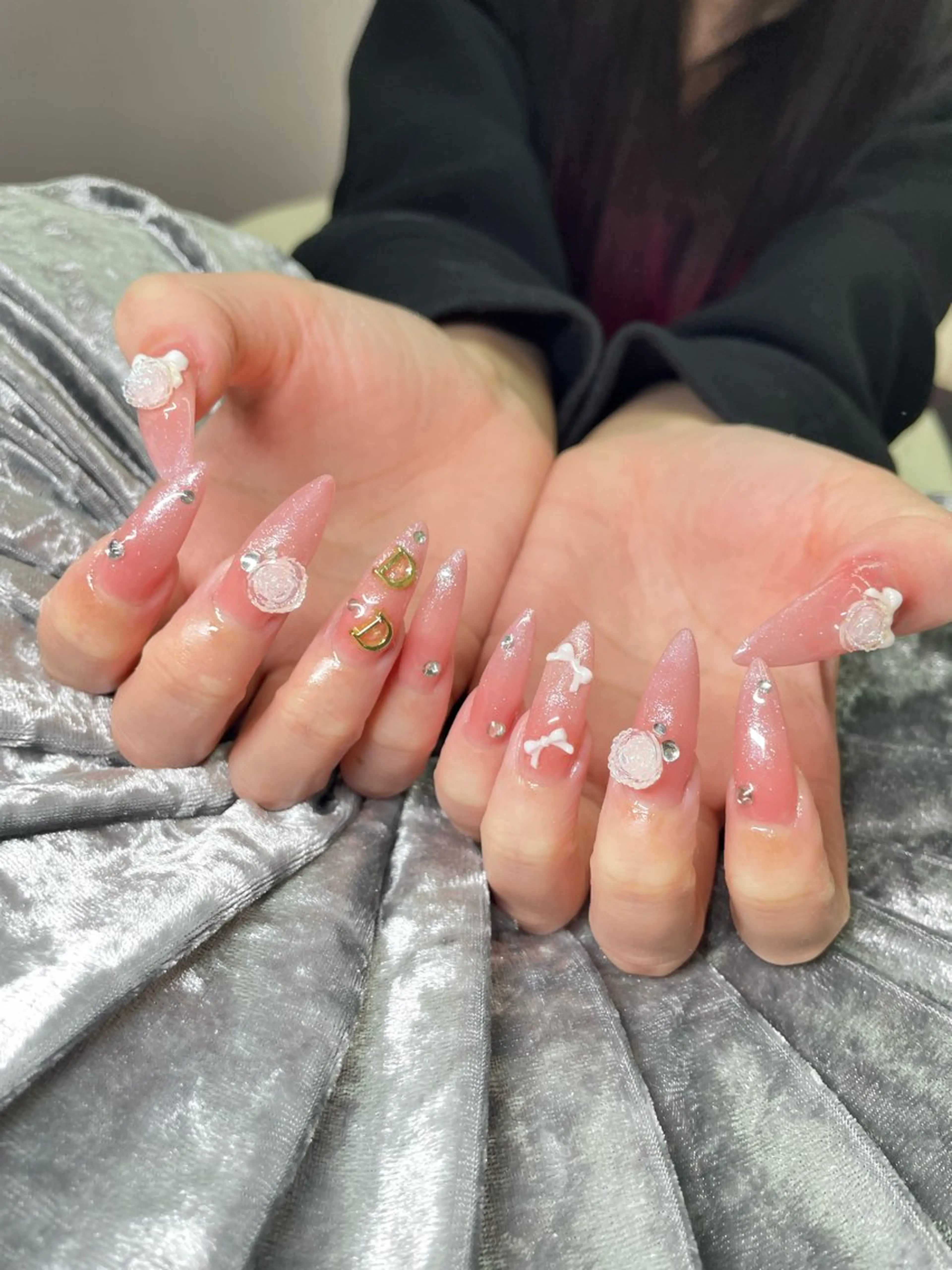 ネイル ハンドネイル Mumu眉毛,ネイル モデル募集中🪄のネイルデザイン