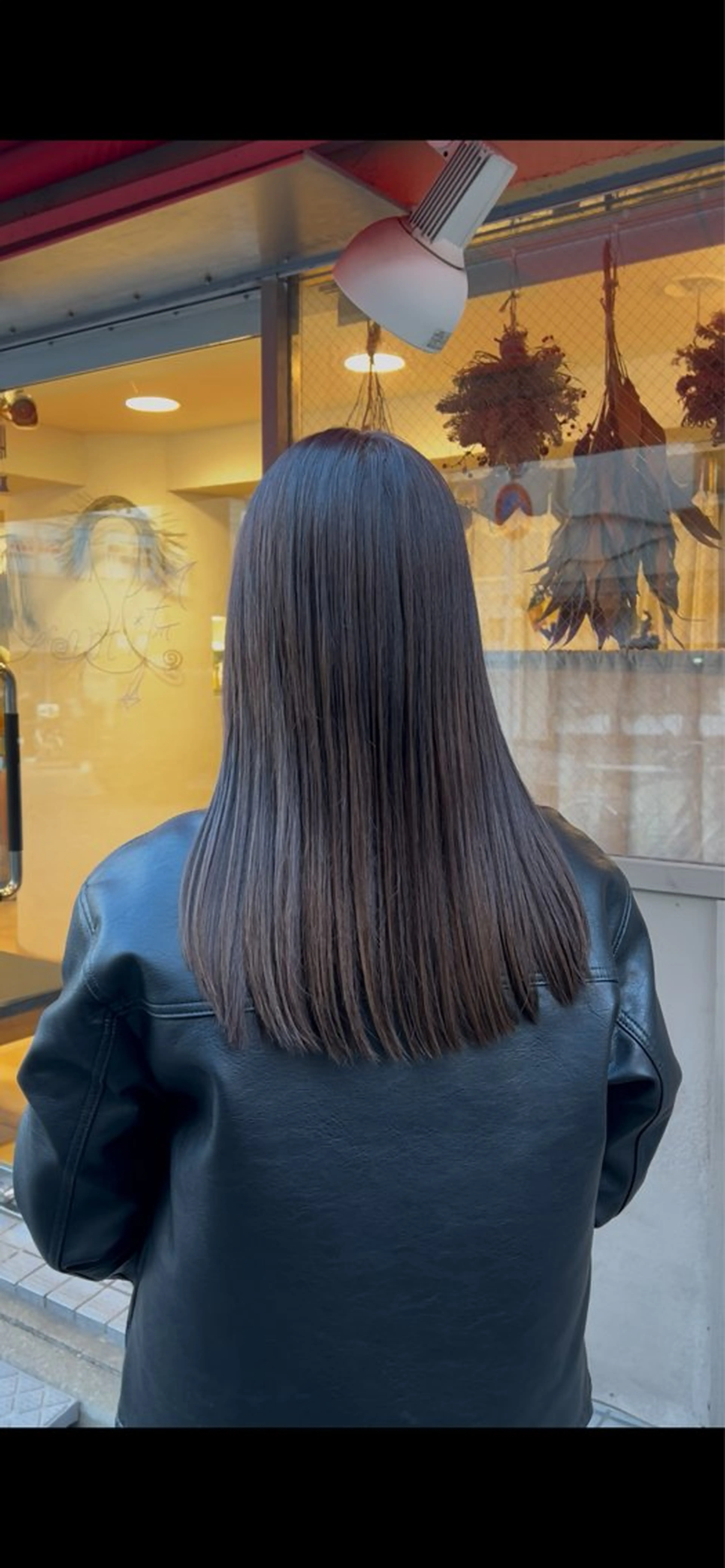 ロング ヘアカラー 七彩 ななせのヘアスタイル