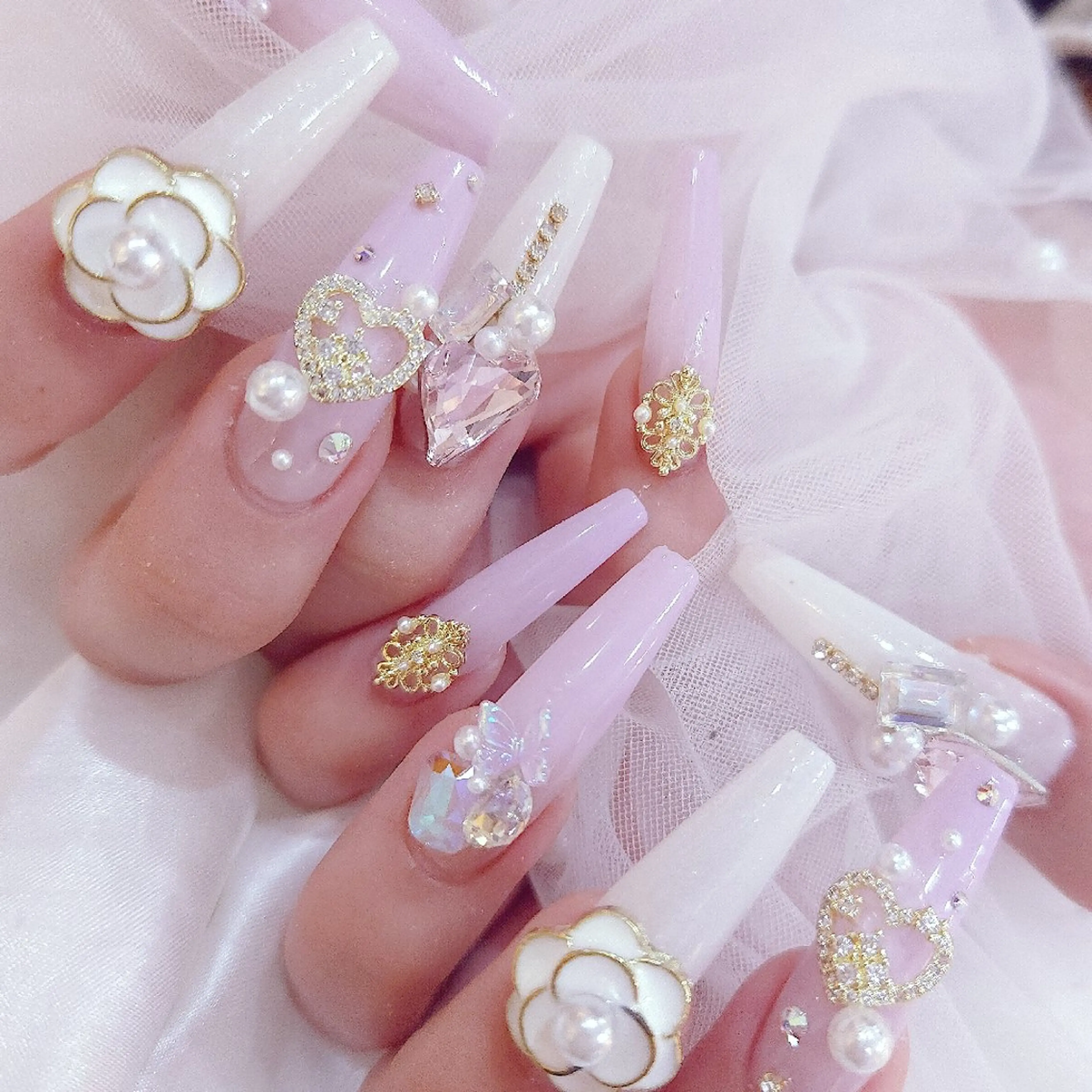 ネイル 梅田🦄中崎町🩵 u n o 0 1のネイルデザイン