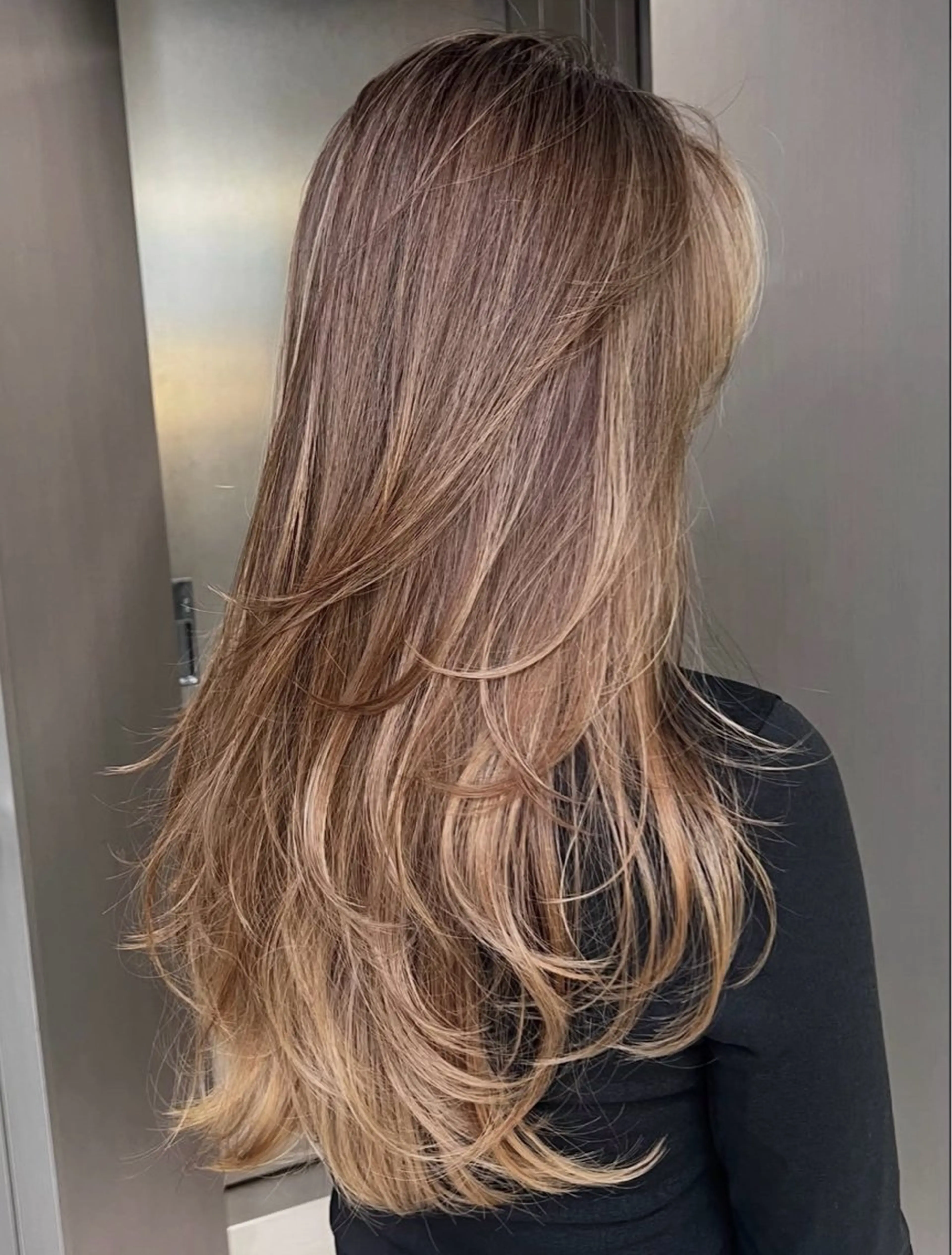 ロング カラー ヘアカラー KIRYU SARAのヘアスタイル