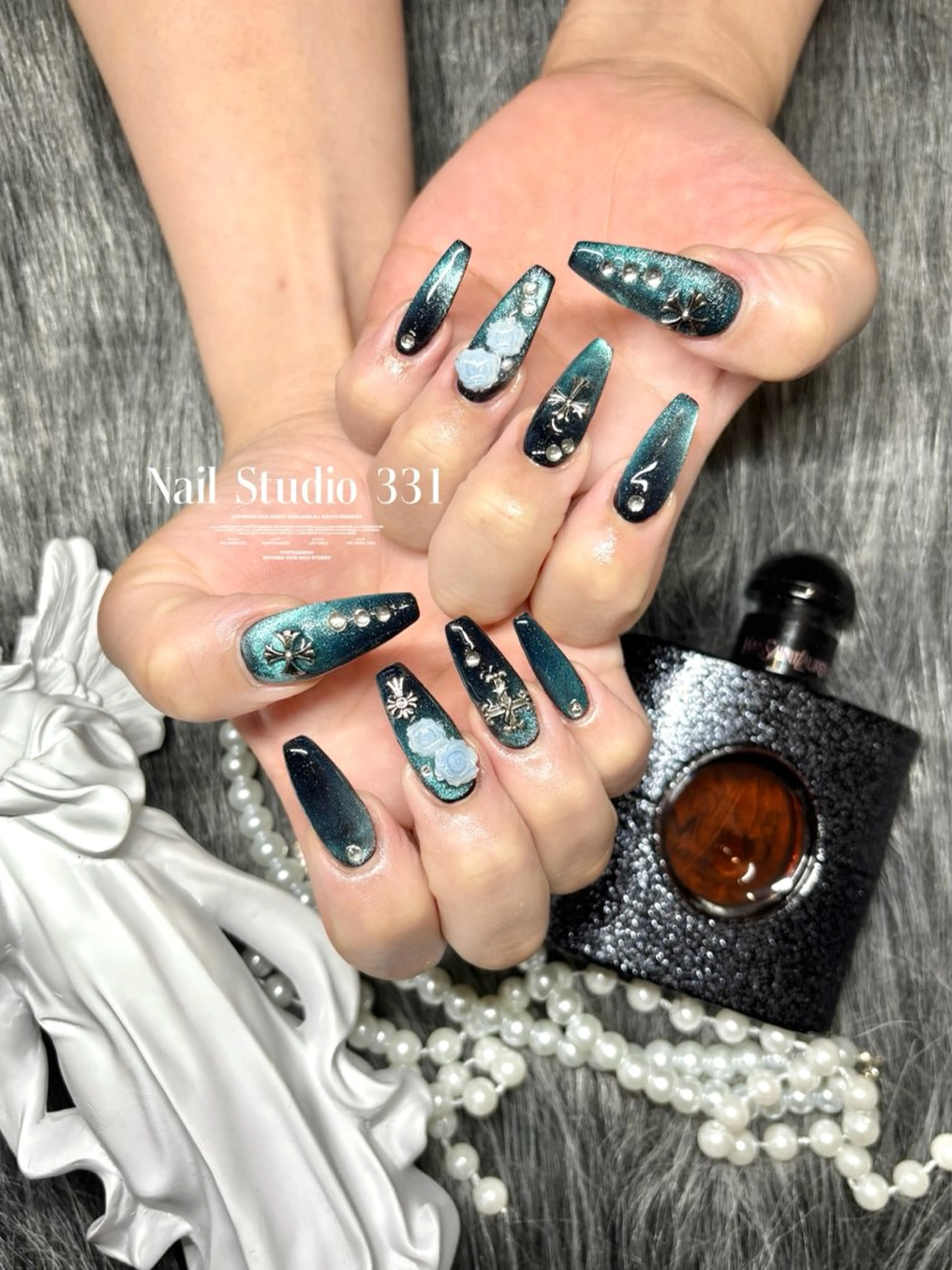 ネイル ロングネイル マグネットネイル ワンホンネイル Nail Studio 331のネイルデザイン