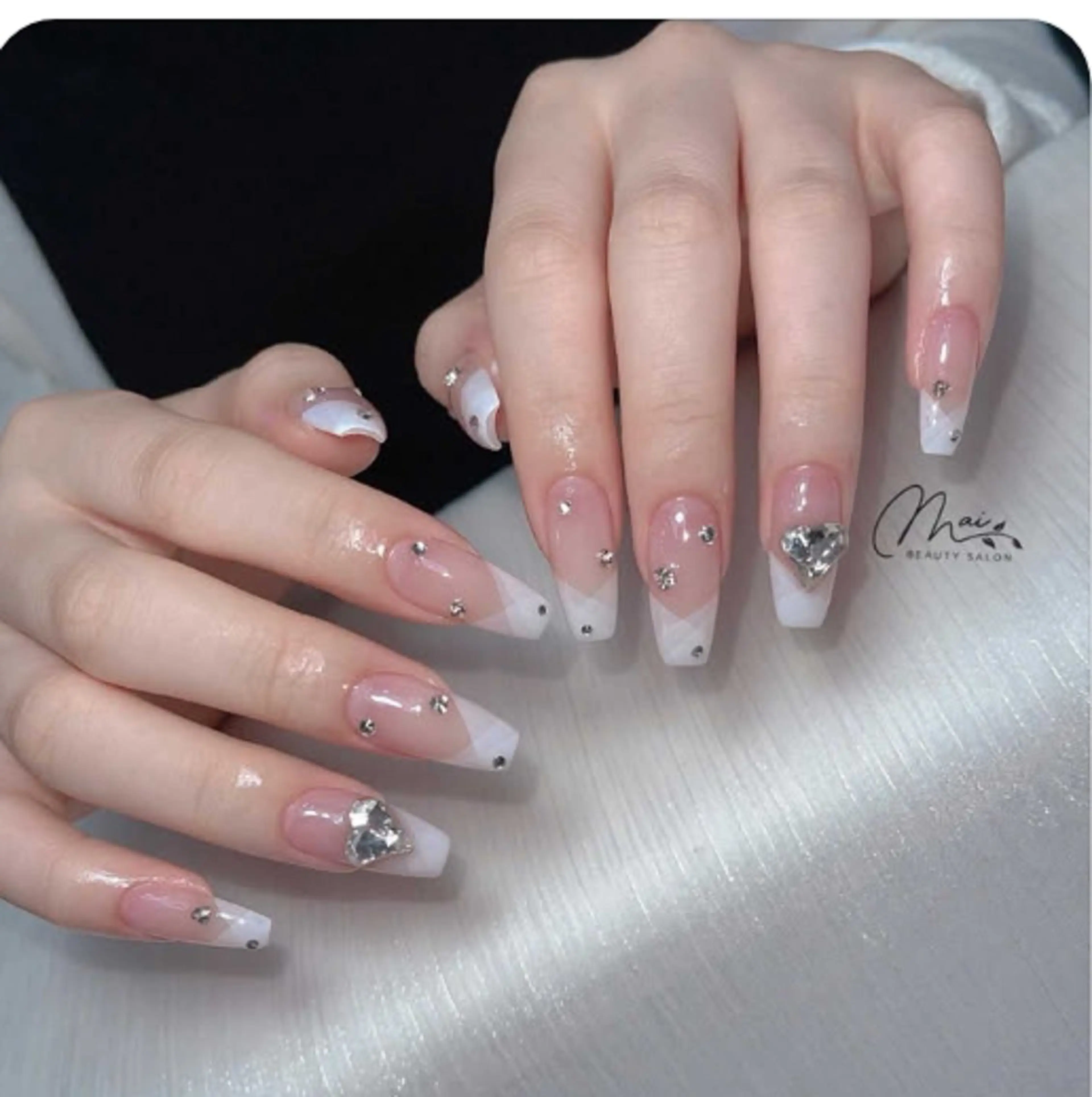 ネイル 長さ出し ネイルチップ ヒナネイルサロン所属・Hina ネイルサロンのネイルデザイン