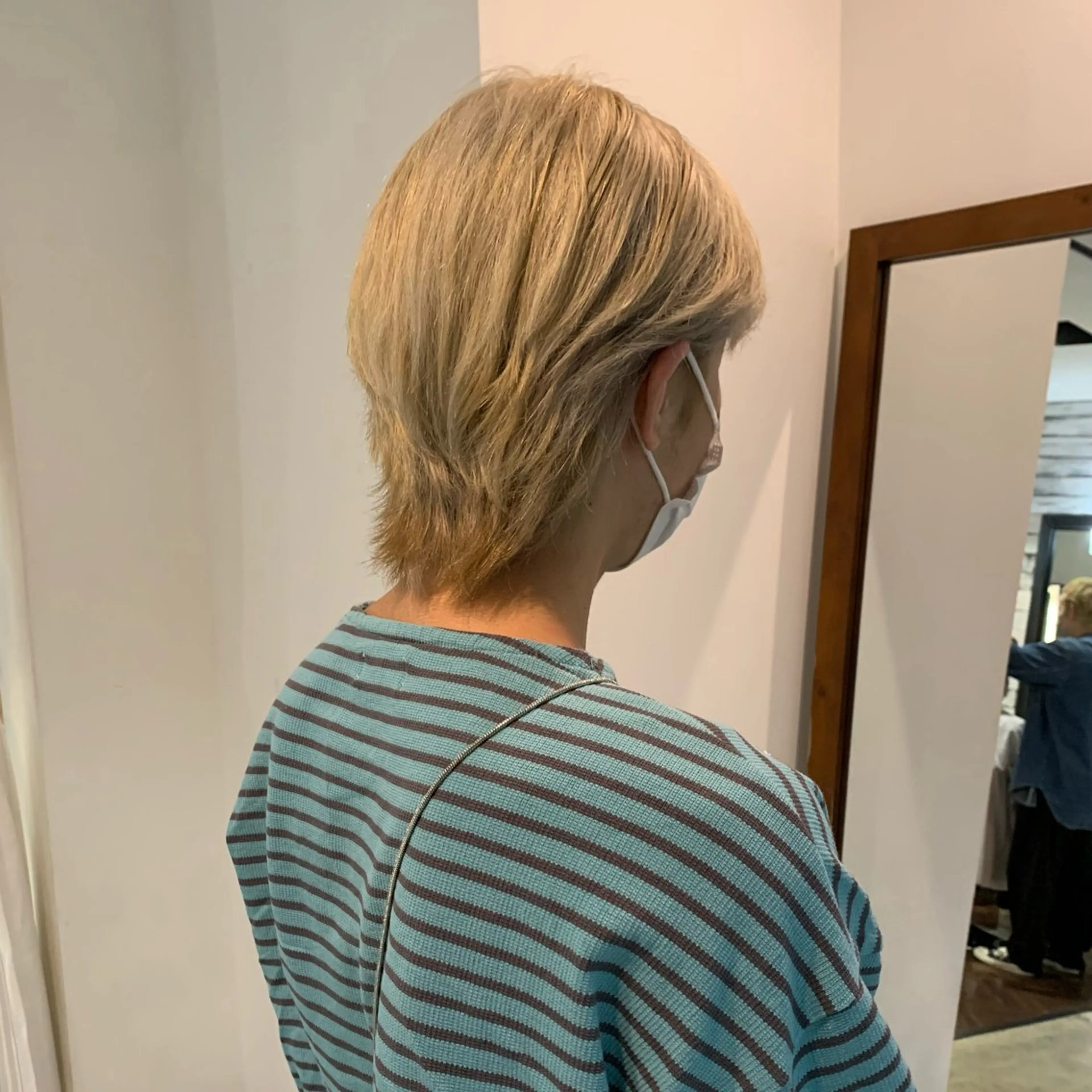 カラー メンズ 的場 莉音のヘアスタイル