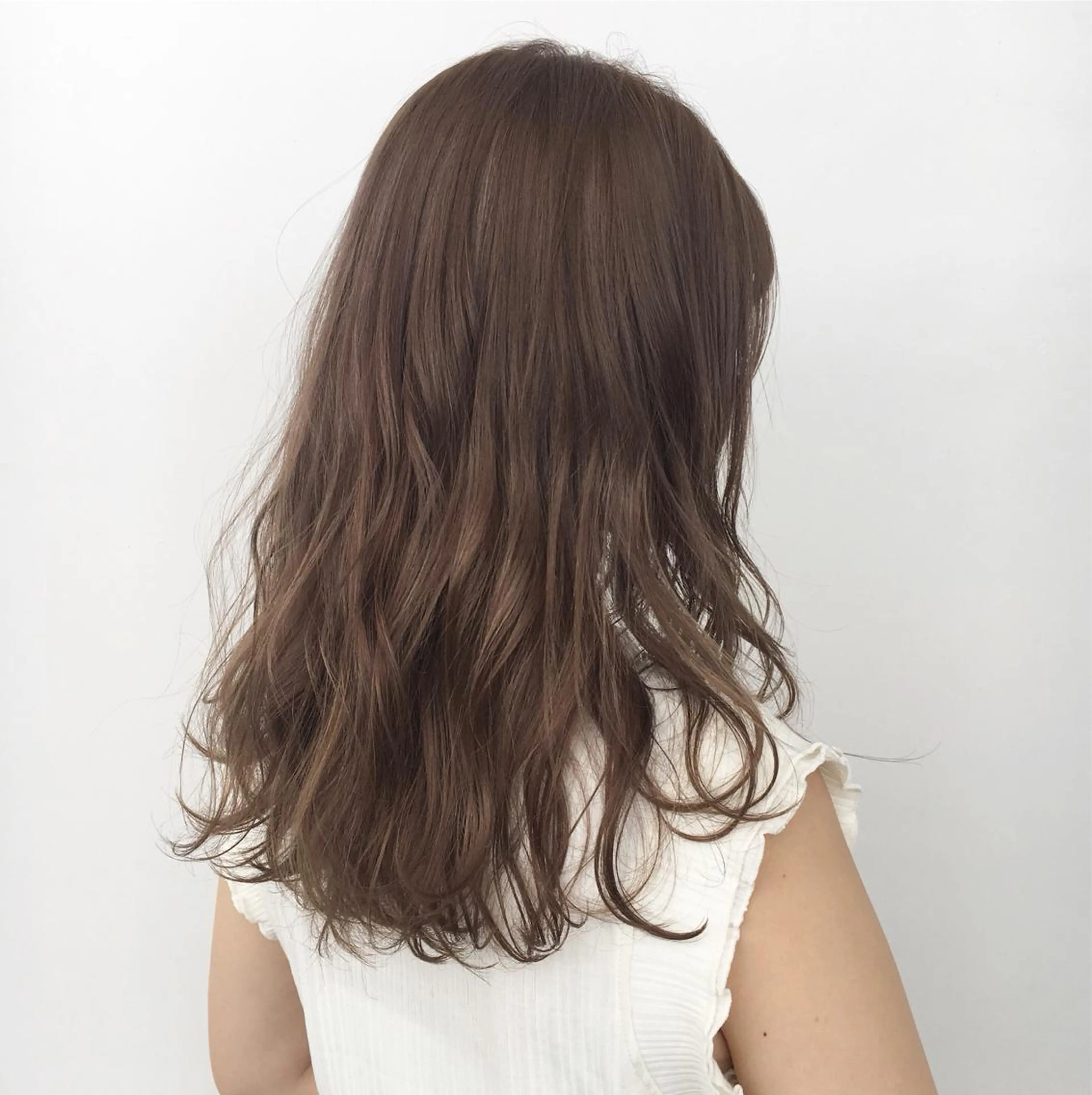 ロング ロング 中川 結のヘアスタイル