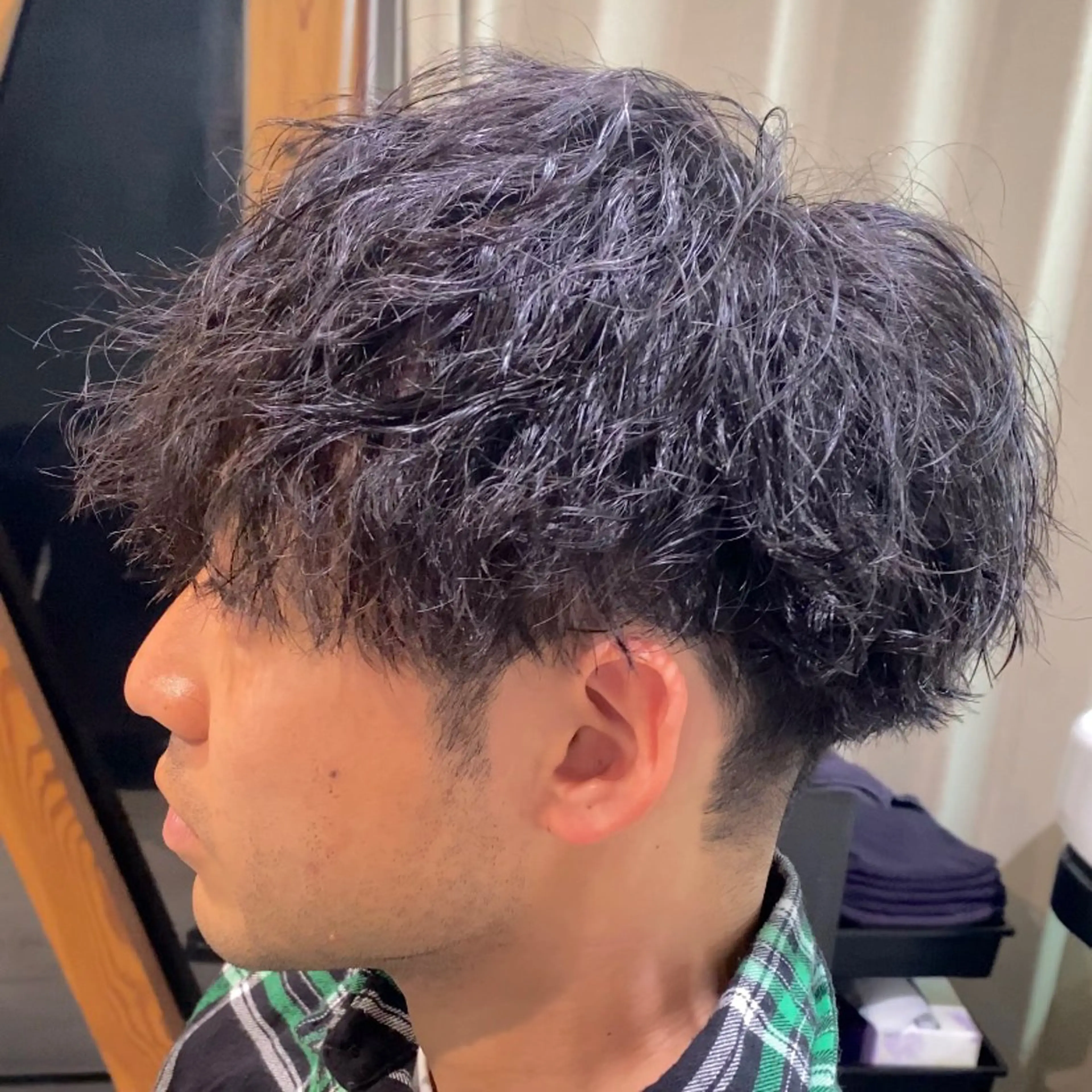 ショート パーマ メンズ メンズパーマ ツイストスパイラルパーマ スパイラルパーマ ナツハラ サトシのヘアスタイル