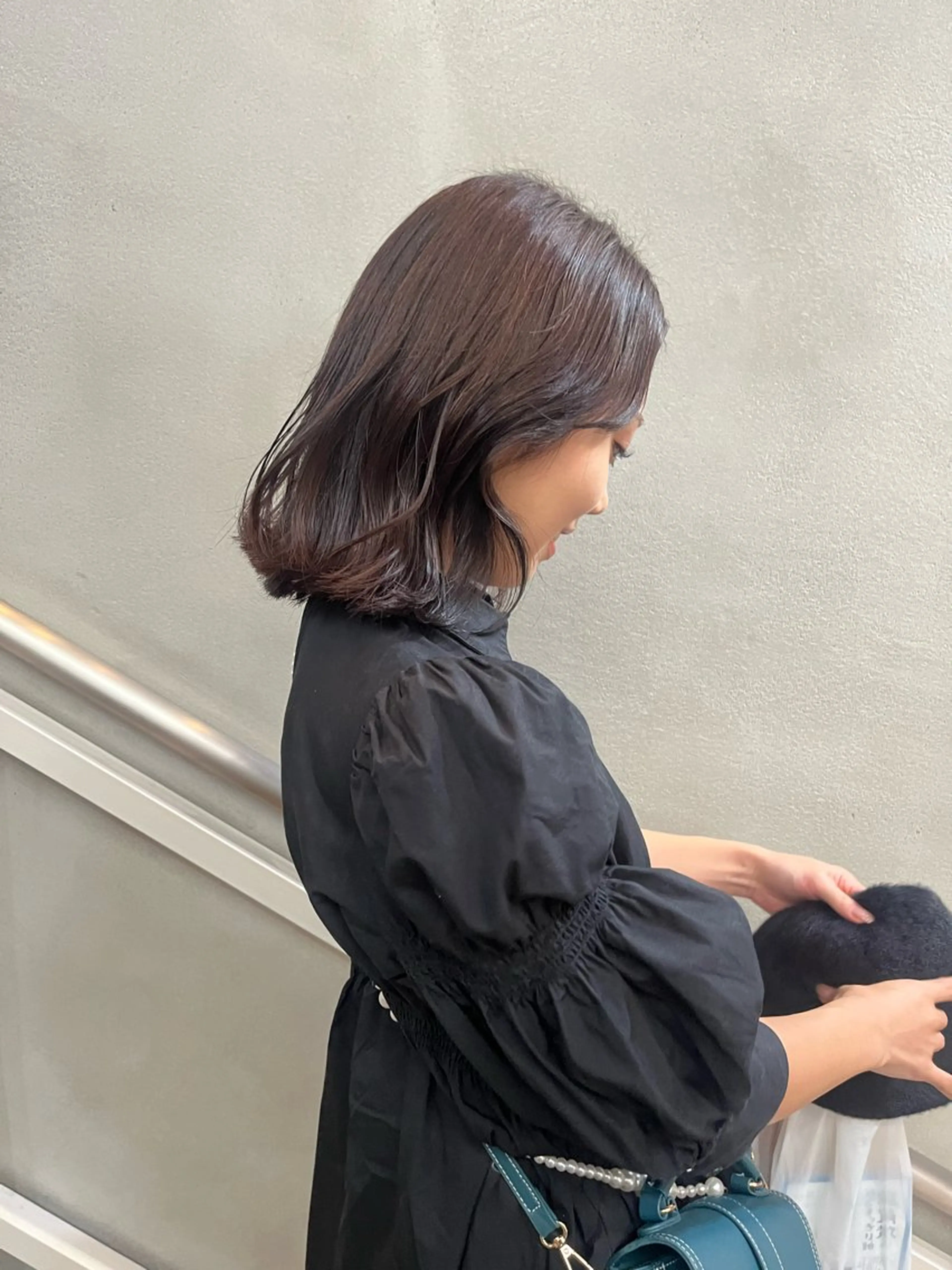 ミディアム カラー 佐藤 永夏のヘアスタイル