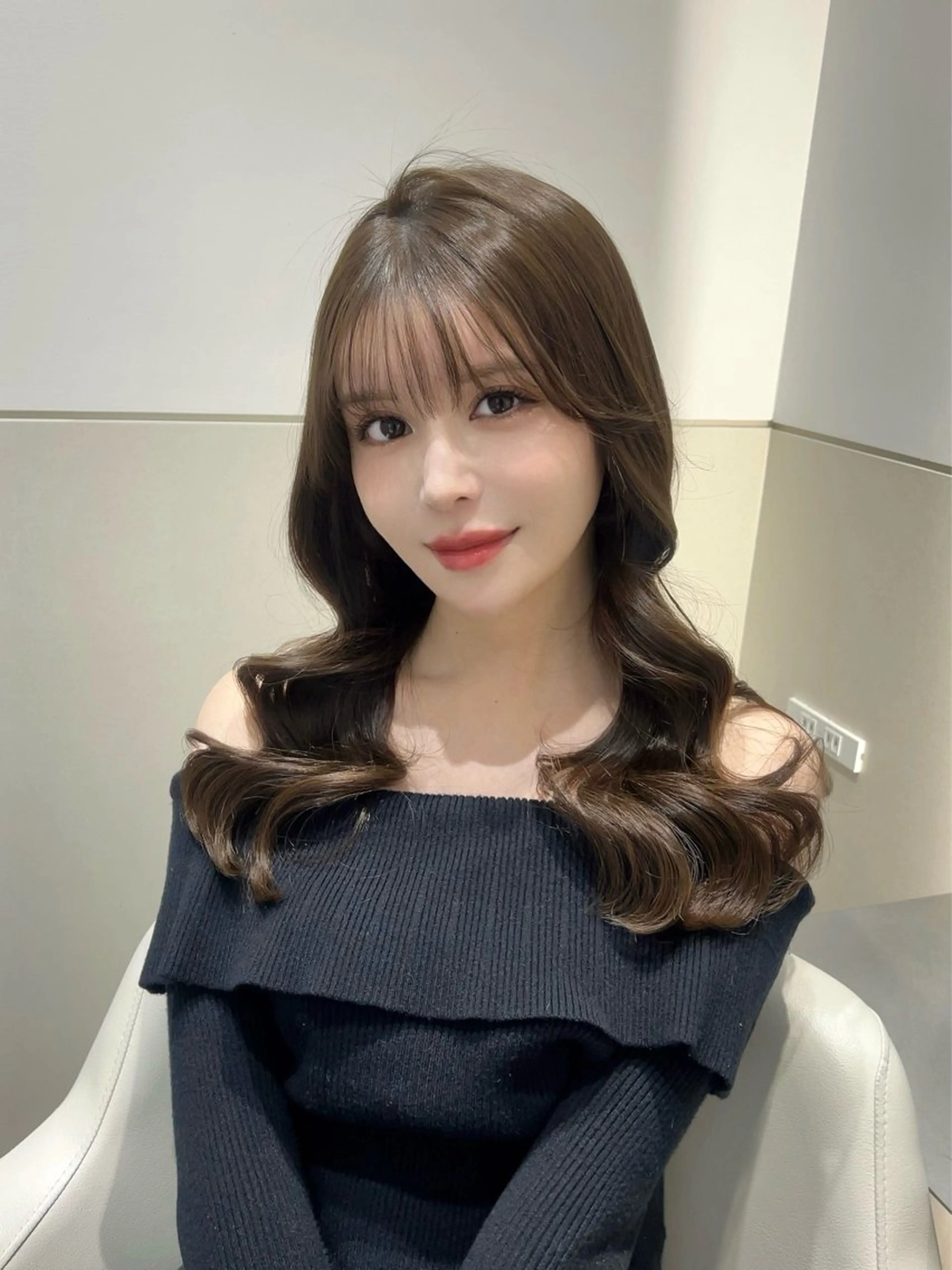 セミロング カラー カット ヘアカラー トリートメント 🩷韓国ヘア/ヨシン モリ🩷Maikaのヘアスタイル