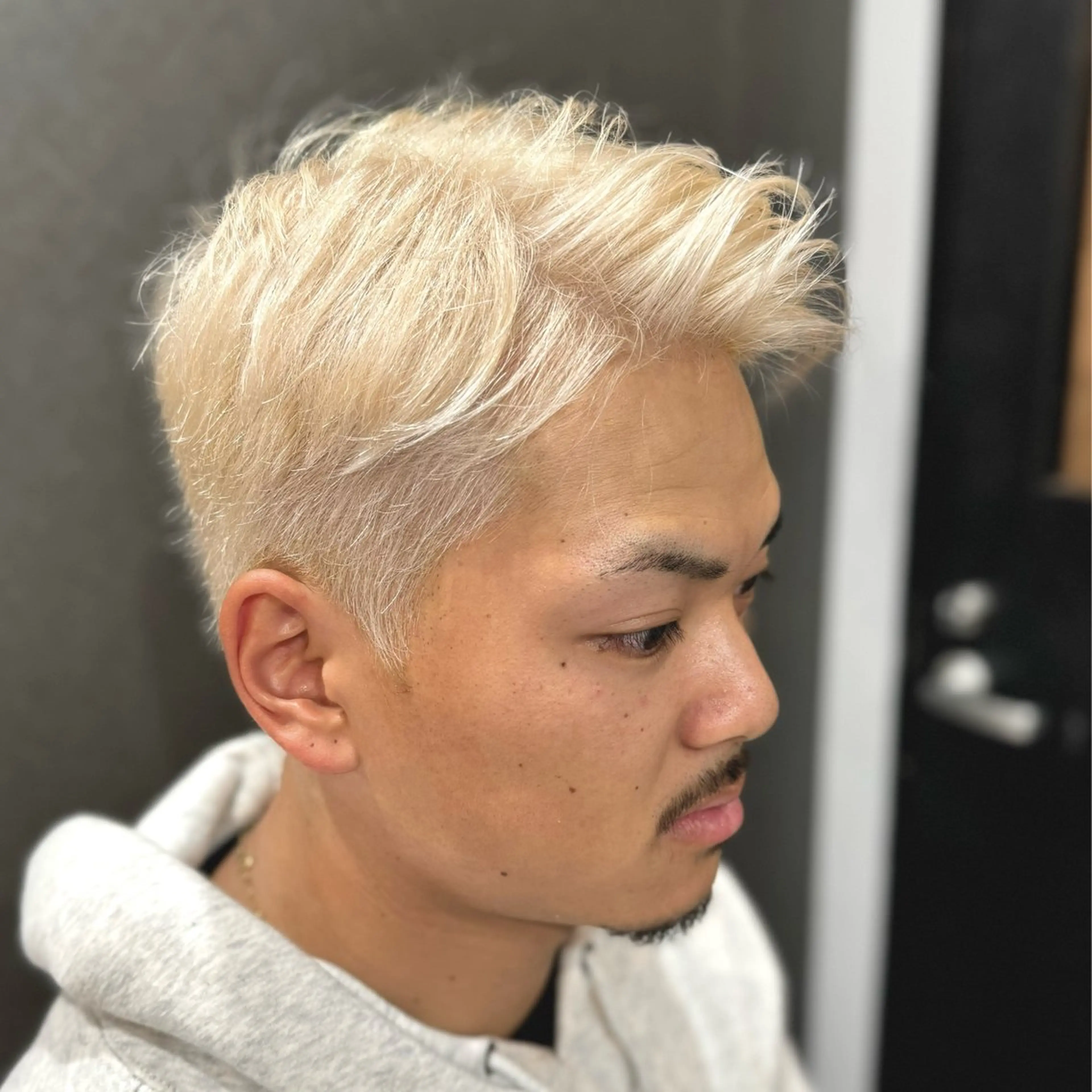 ショート 吉田 聡一のヘアスタイル