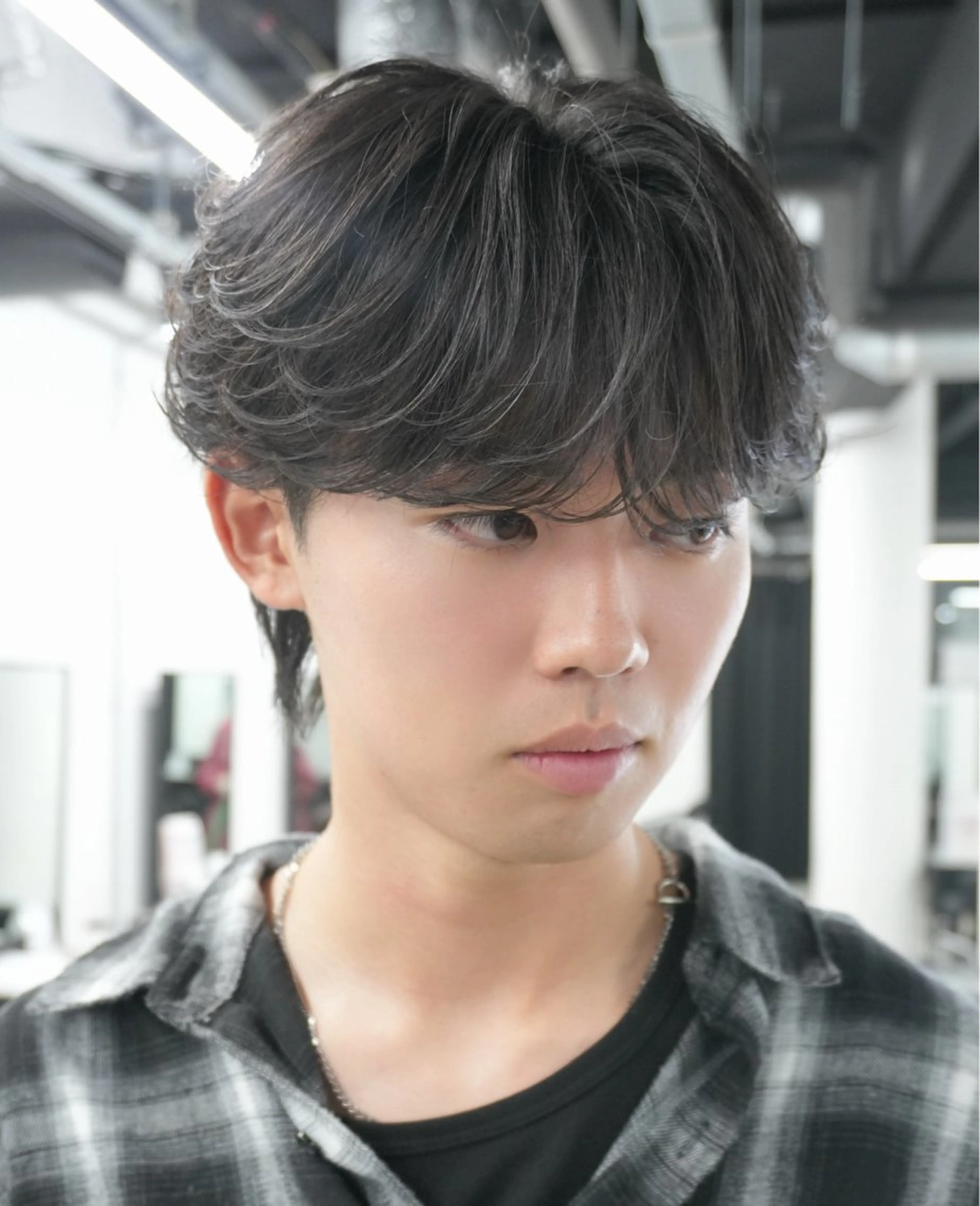 パーマ メンズ 岩佐 柚太のヘアスタイル