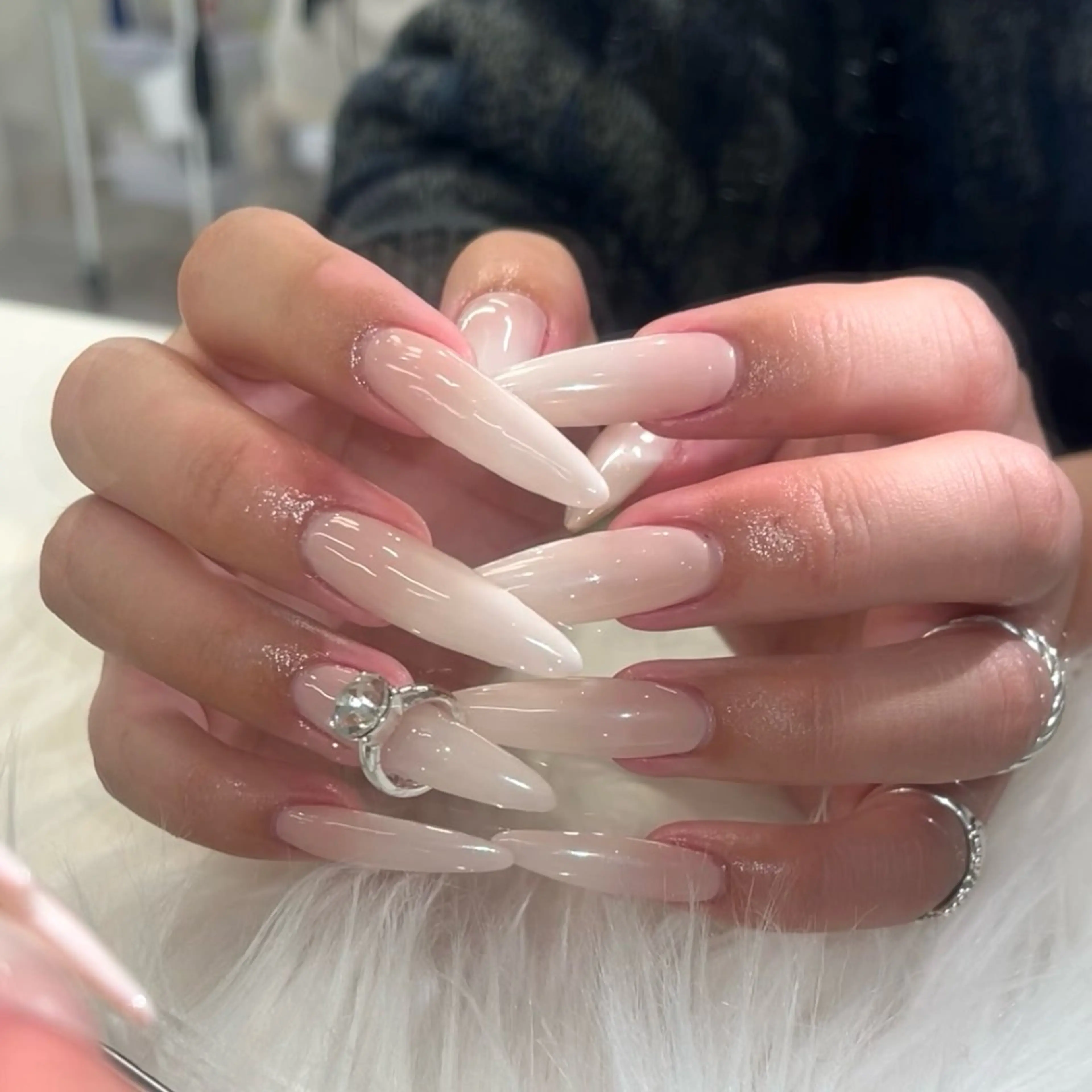 ネイル ロングネイル 冬ネイル クリスマス ハンドネイル eight nail 春菜のネイルデザイン