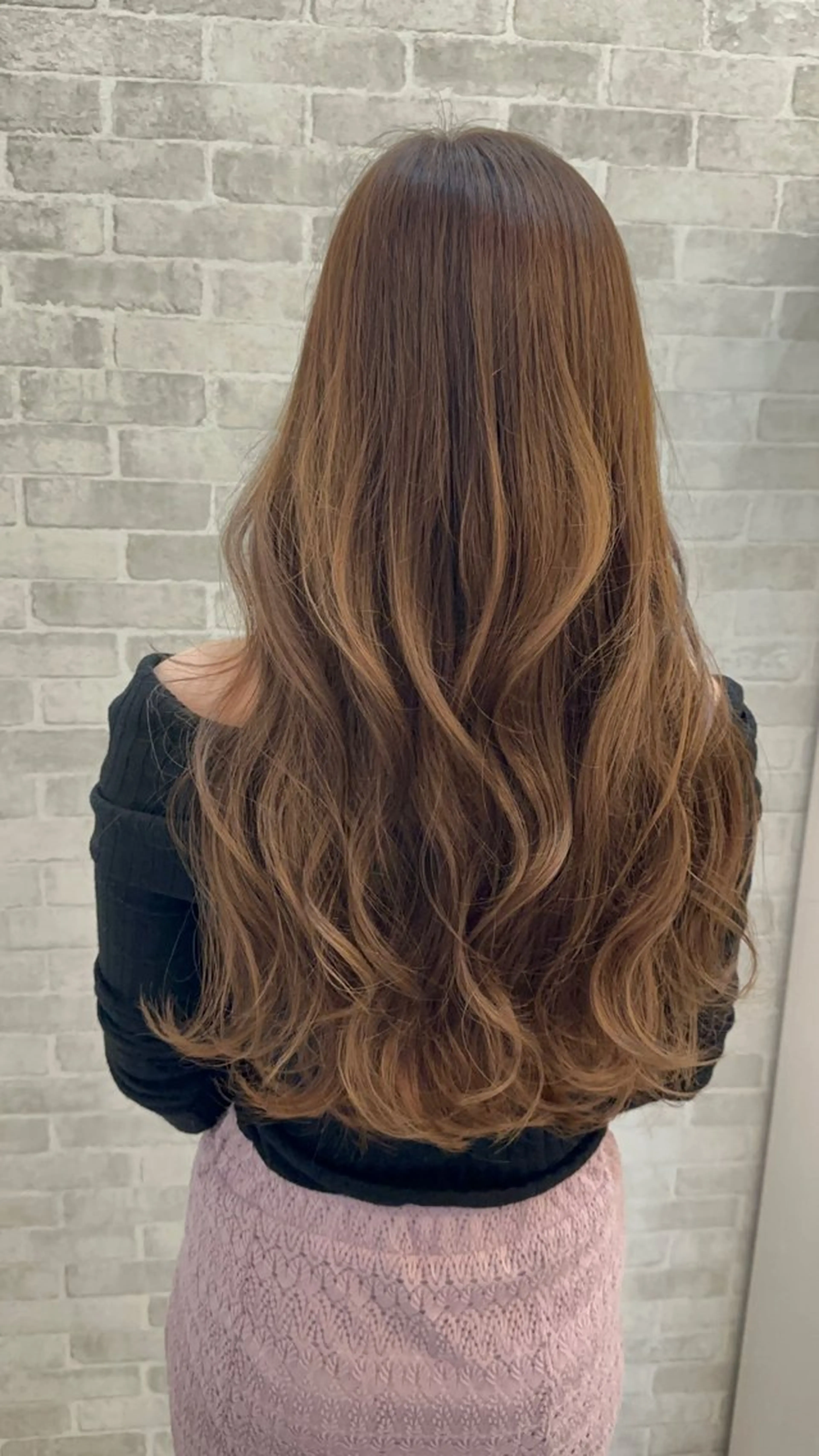 ロング カラー Well's TAIGAのヘアスタイル