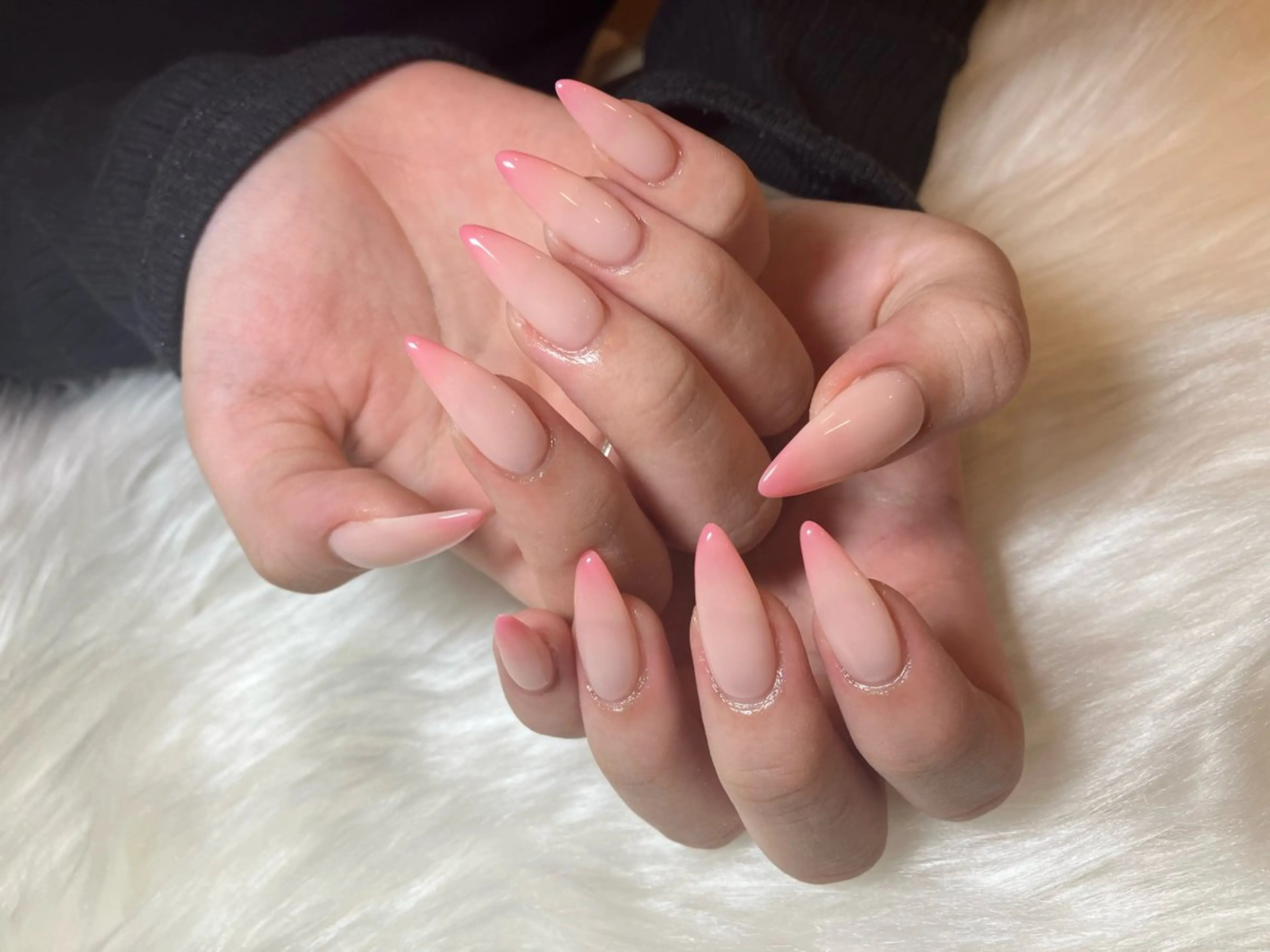 ロング Tiny Bliss 🐈‍⬛のネイルデザイン