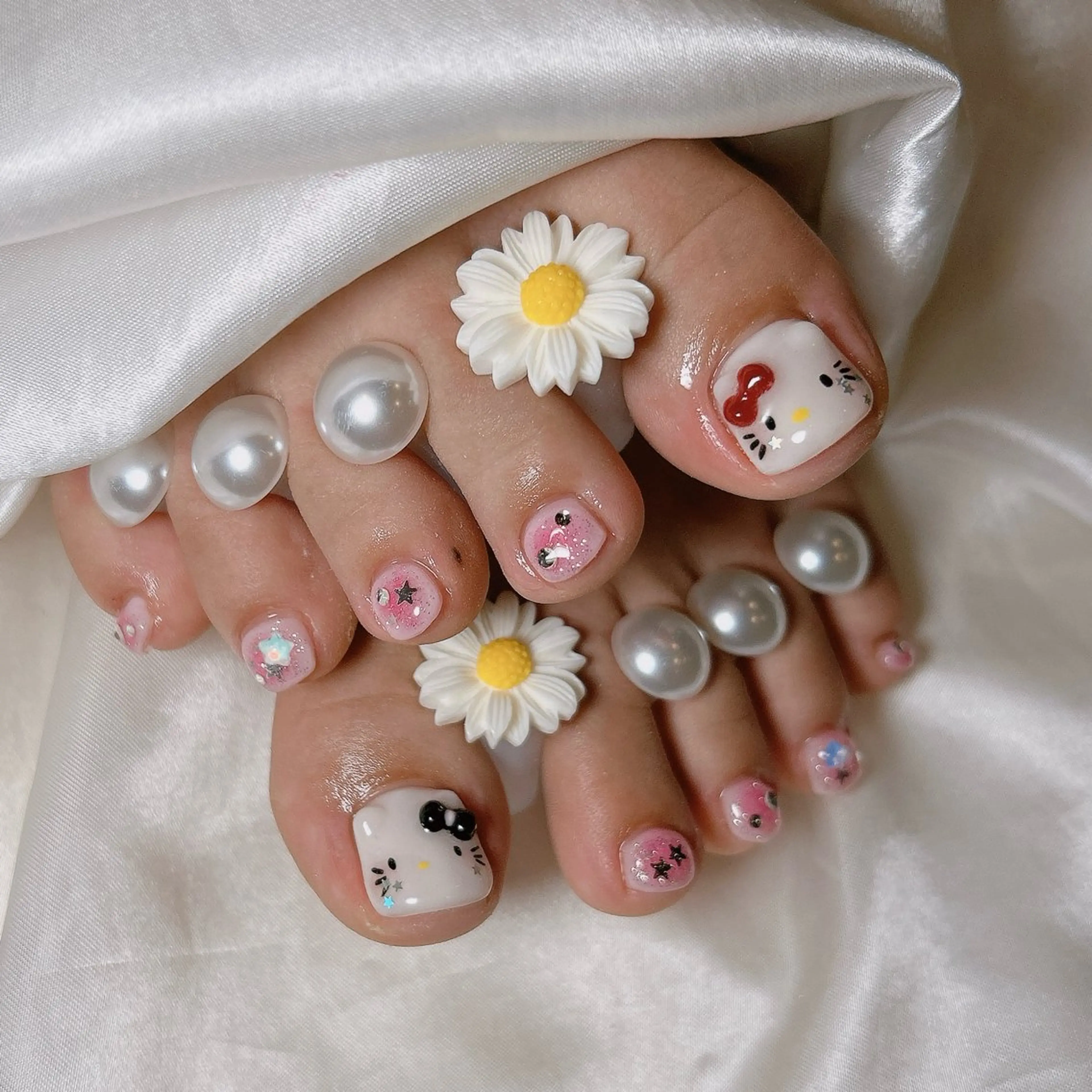 【foot🐾持ち込みコース】ハンドでは挑戦しずらいデザインもフットなら挑戦しやすい！😍オフ込みの写真