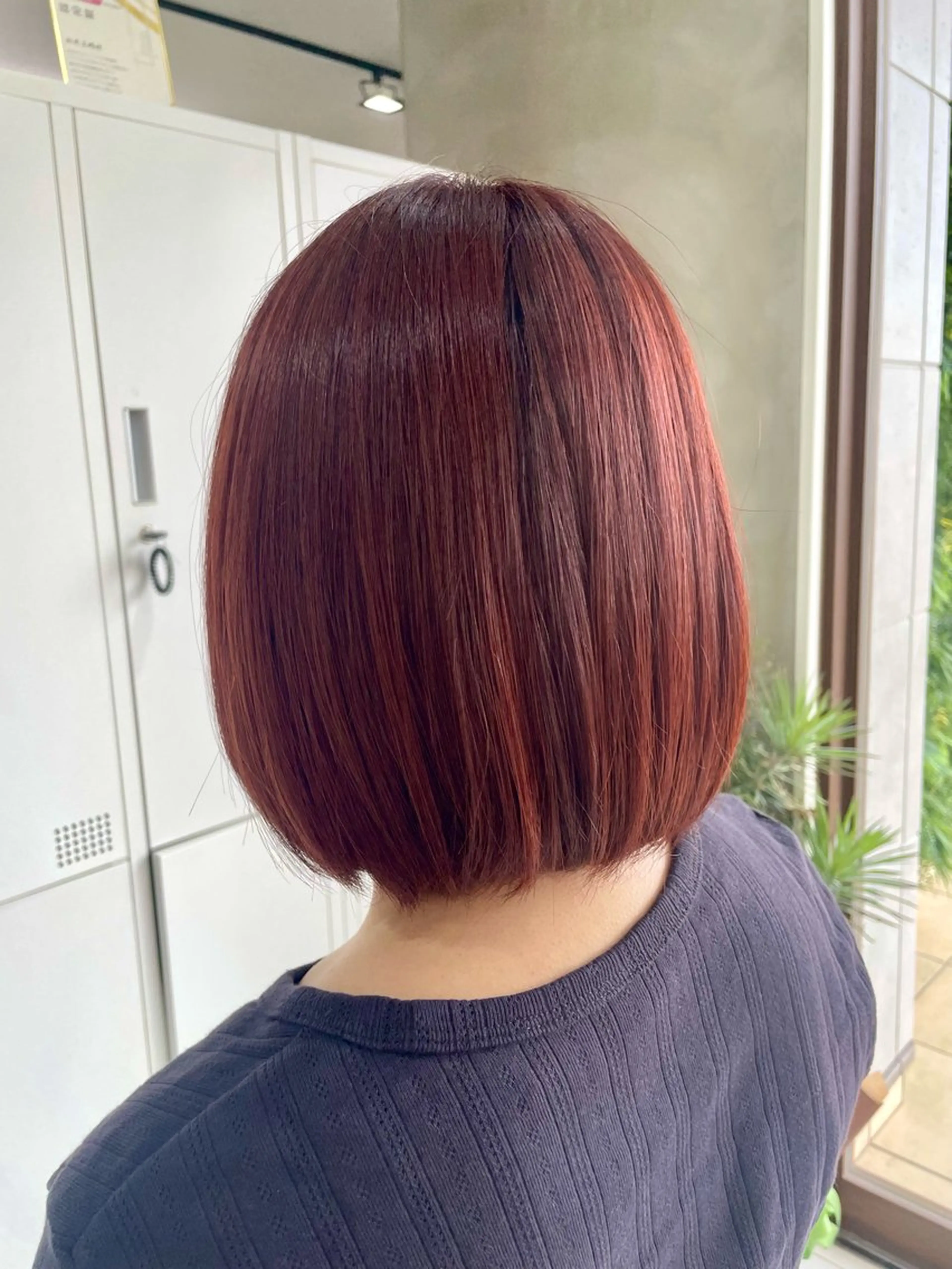 ショート カラー 切りっぱなしボブ レッドカラー ボブ GRANDEUR natsukiのヘアスタイル