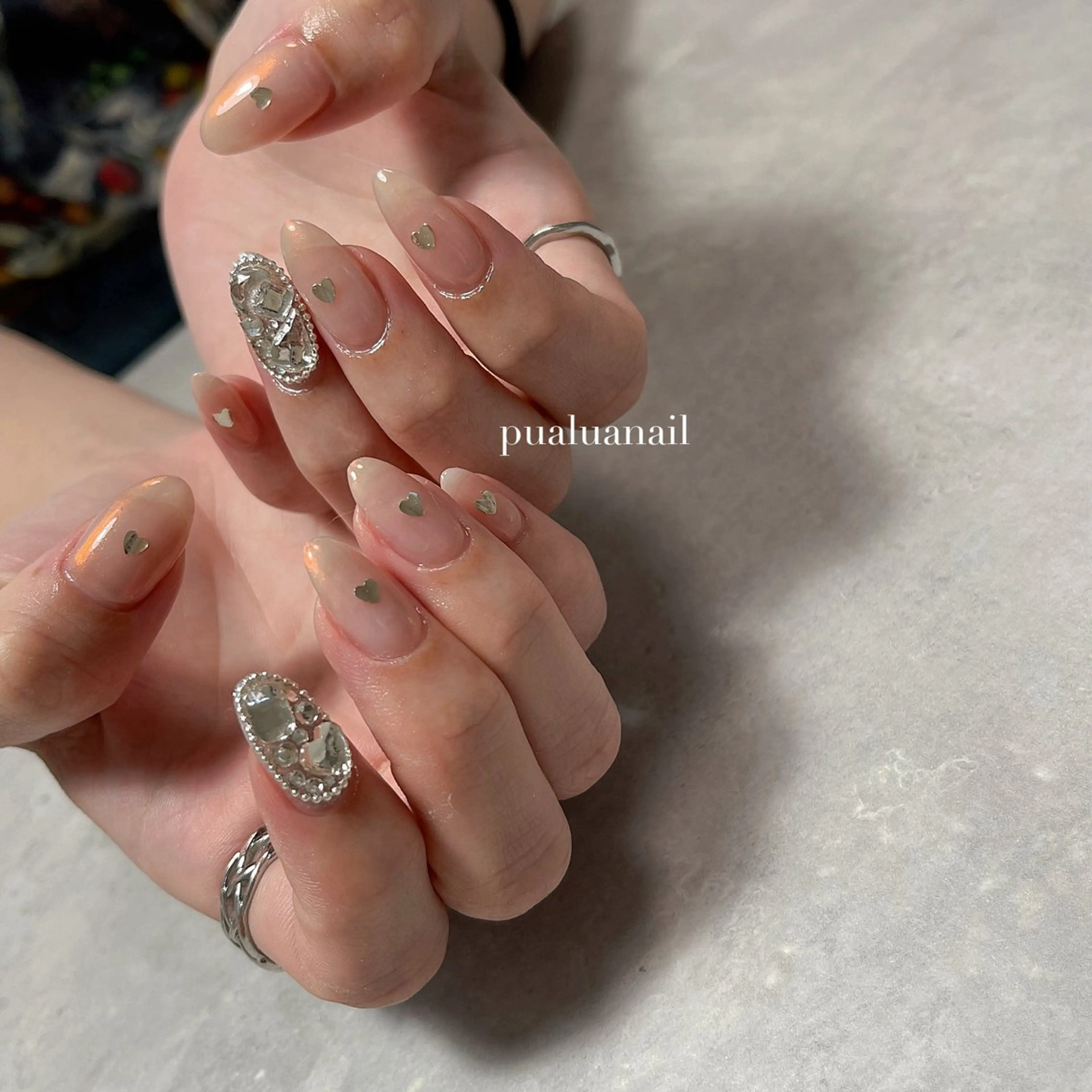 ネイル ミラーネイル ハンドネイル pualua miharuのネイルデザイン