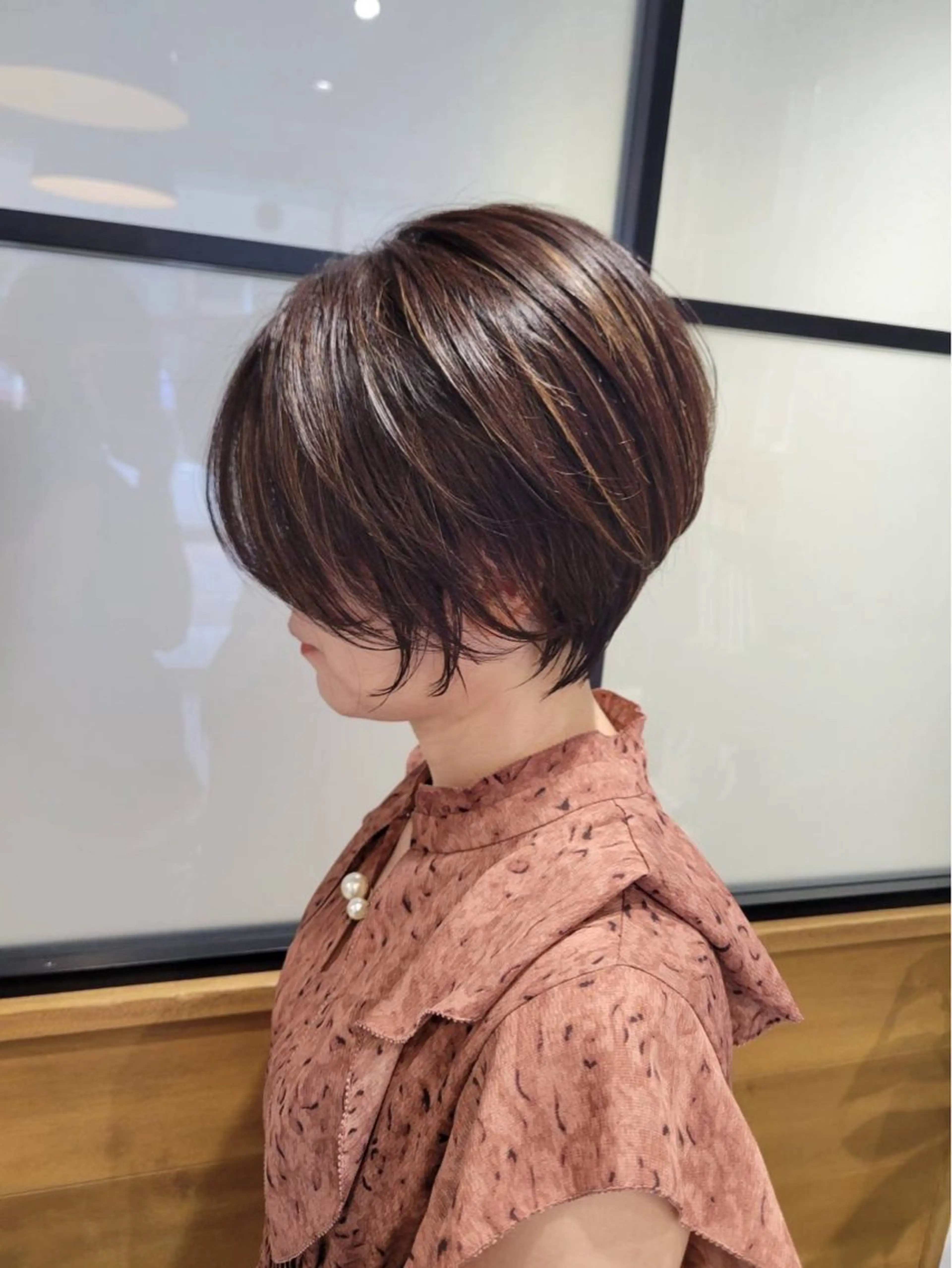ショート やなぎさわ はるなのヘアスタイル