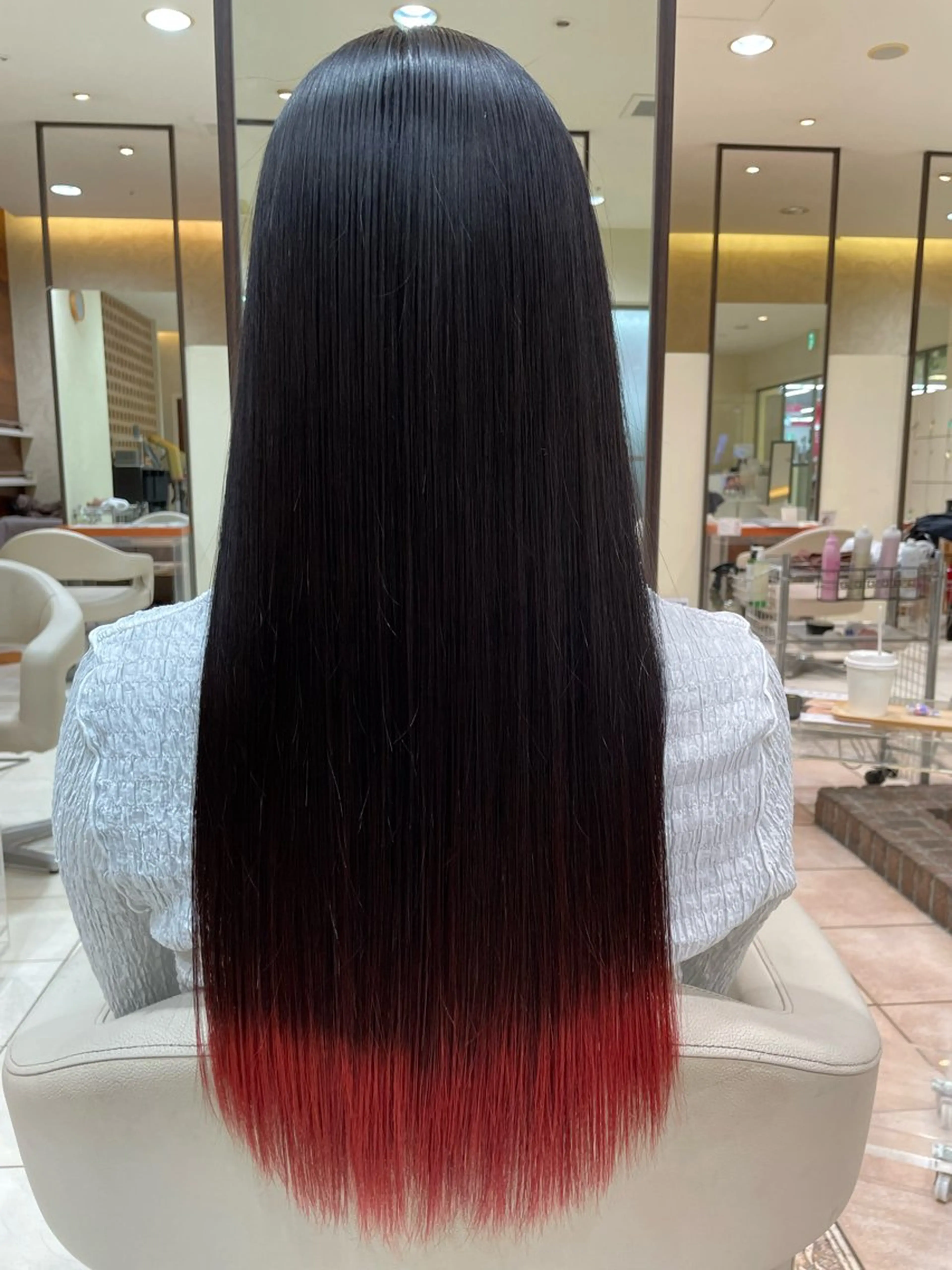 ロング 🌟カラーの達人🌟 タマガキ　コウジのヘアスタイル