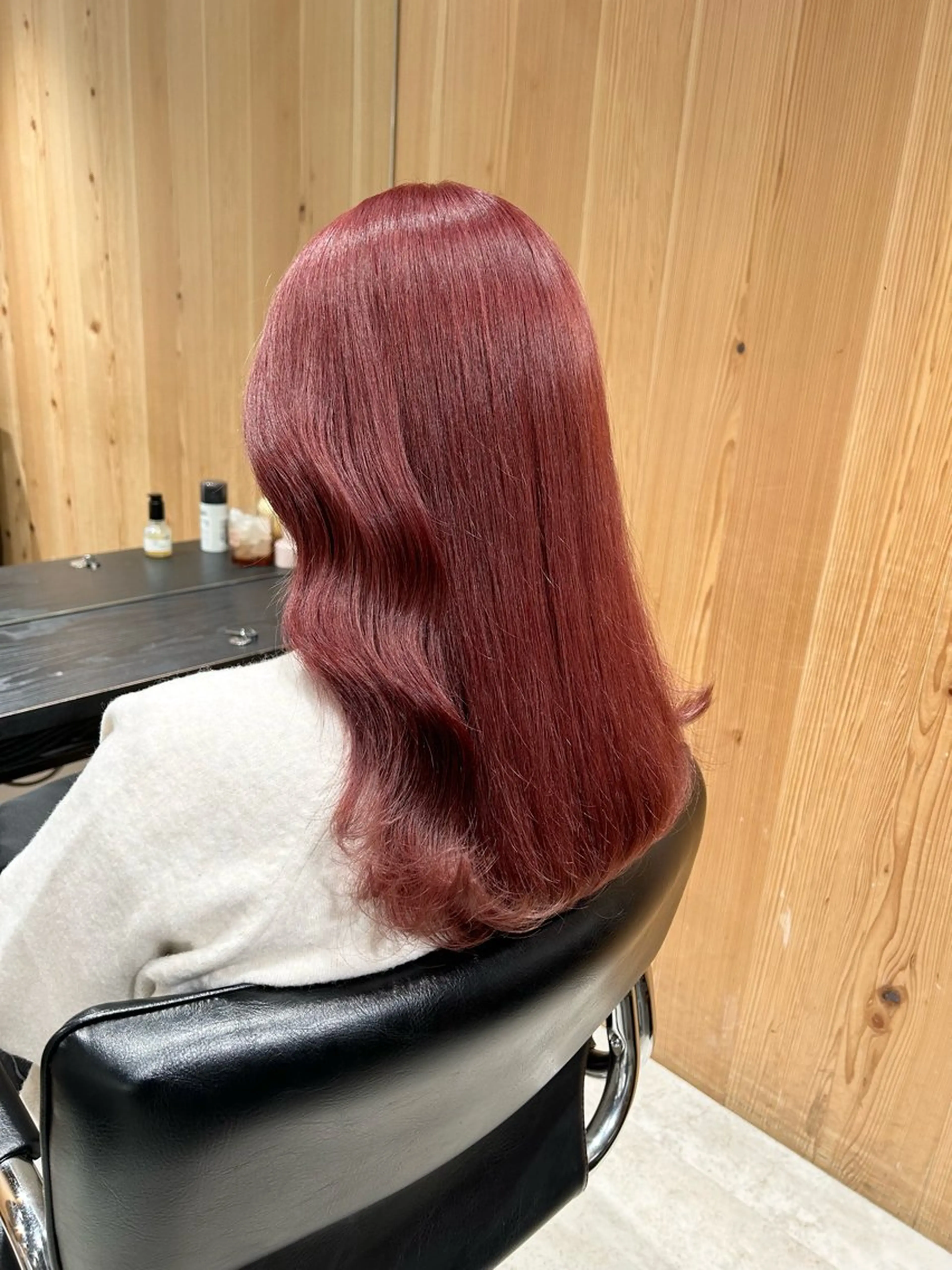 セミロング カラー ブリーチ ピンクカラー スキバサミを使わない カット🌼唯🌼のヘアスタイル