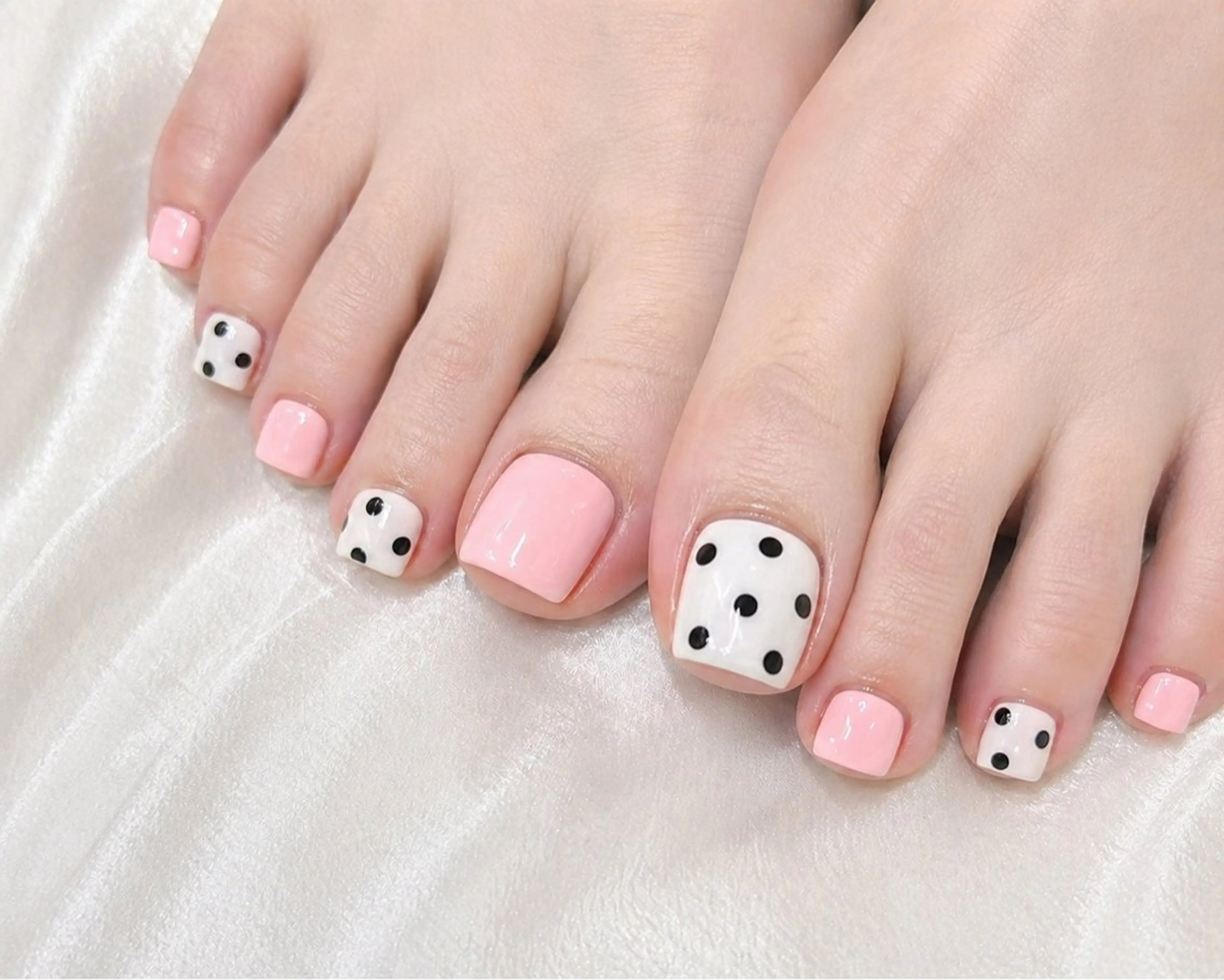 ネイル フットネイル Allure Sayakaのネイルデザイン