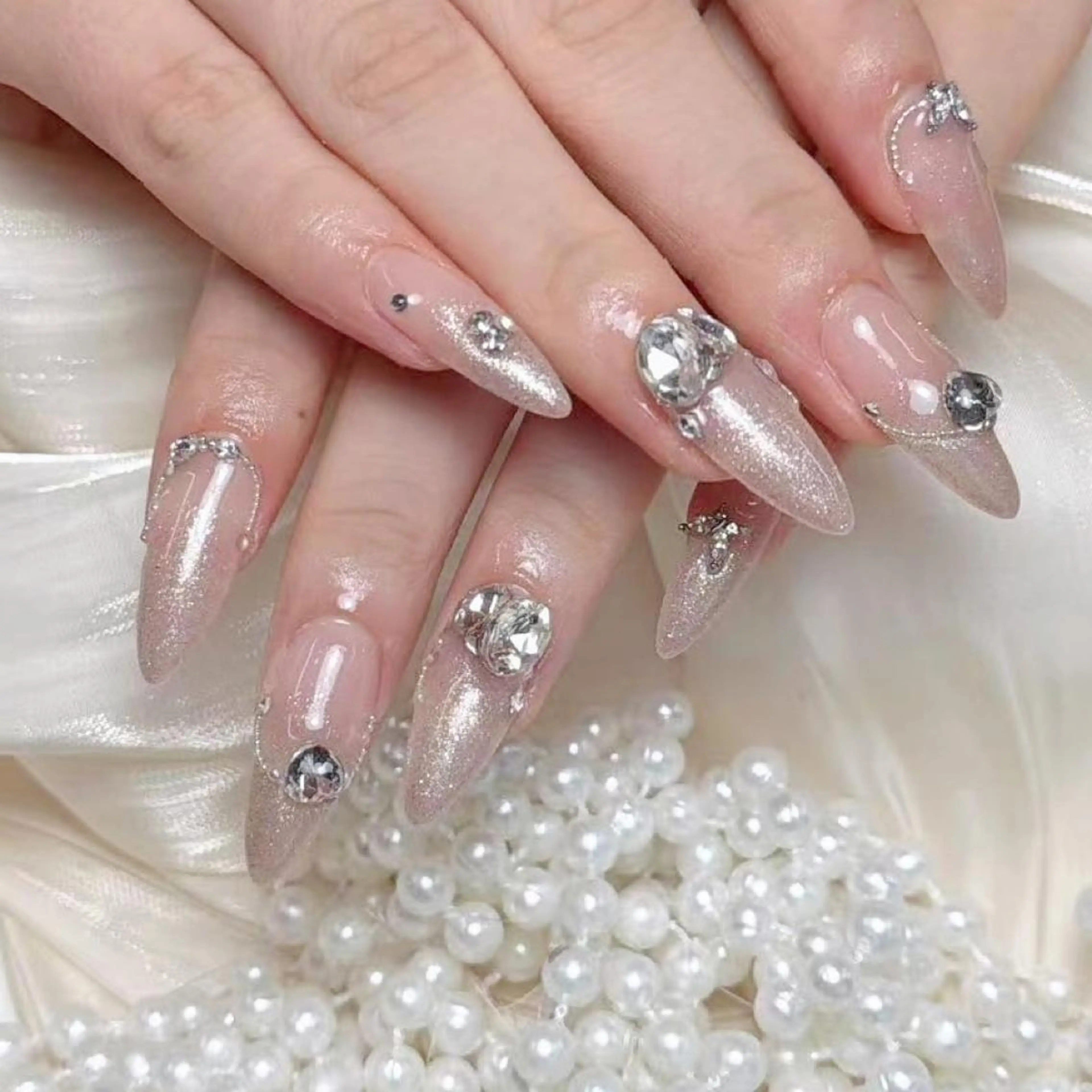 ネイル 定額デザインネイル queensのネイルデザイン