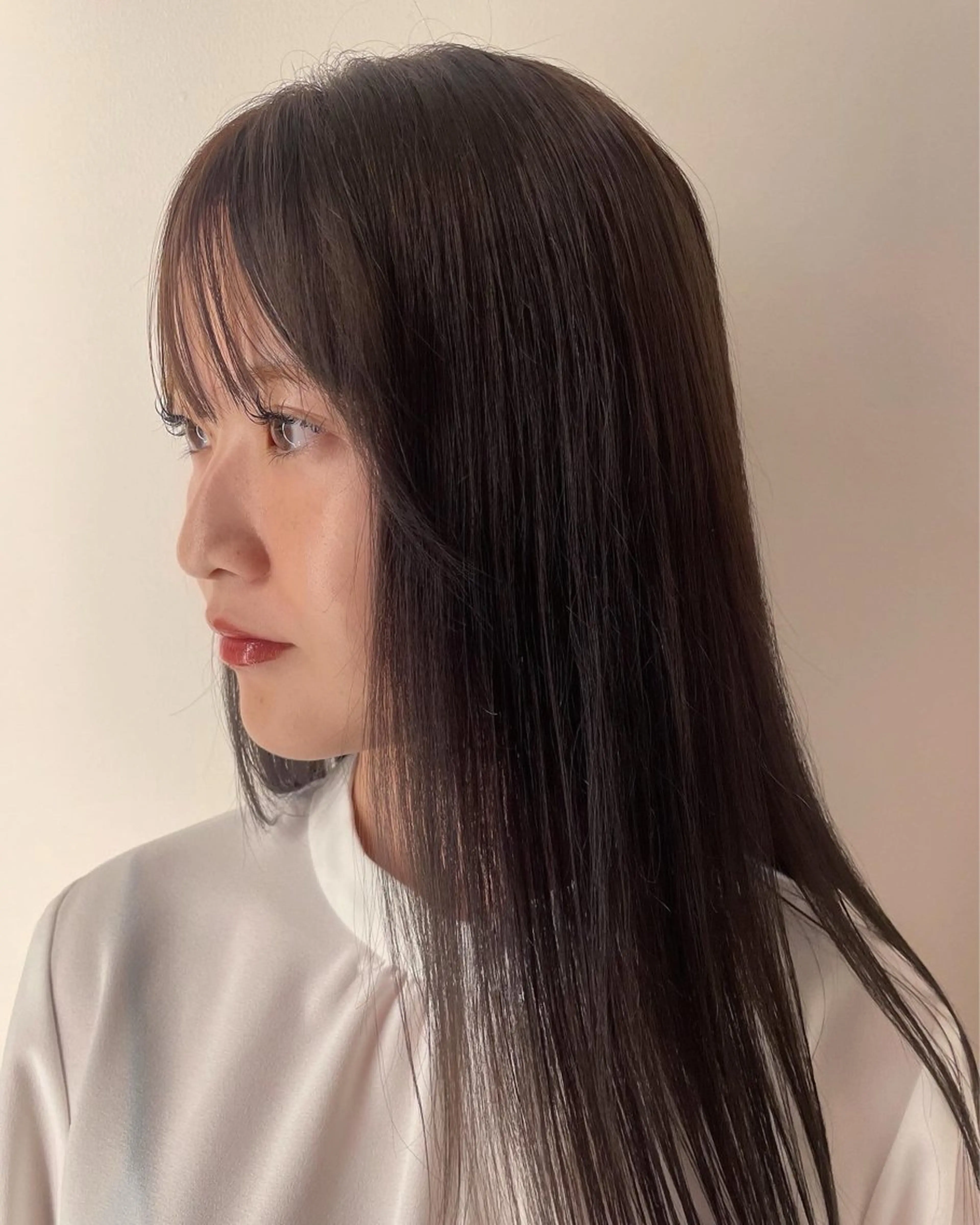 ロング ラベンダーベージュ ブローモデル募集 Manaのヘアスタイル