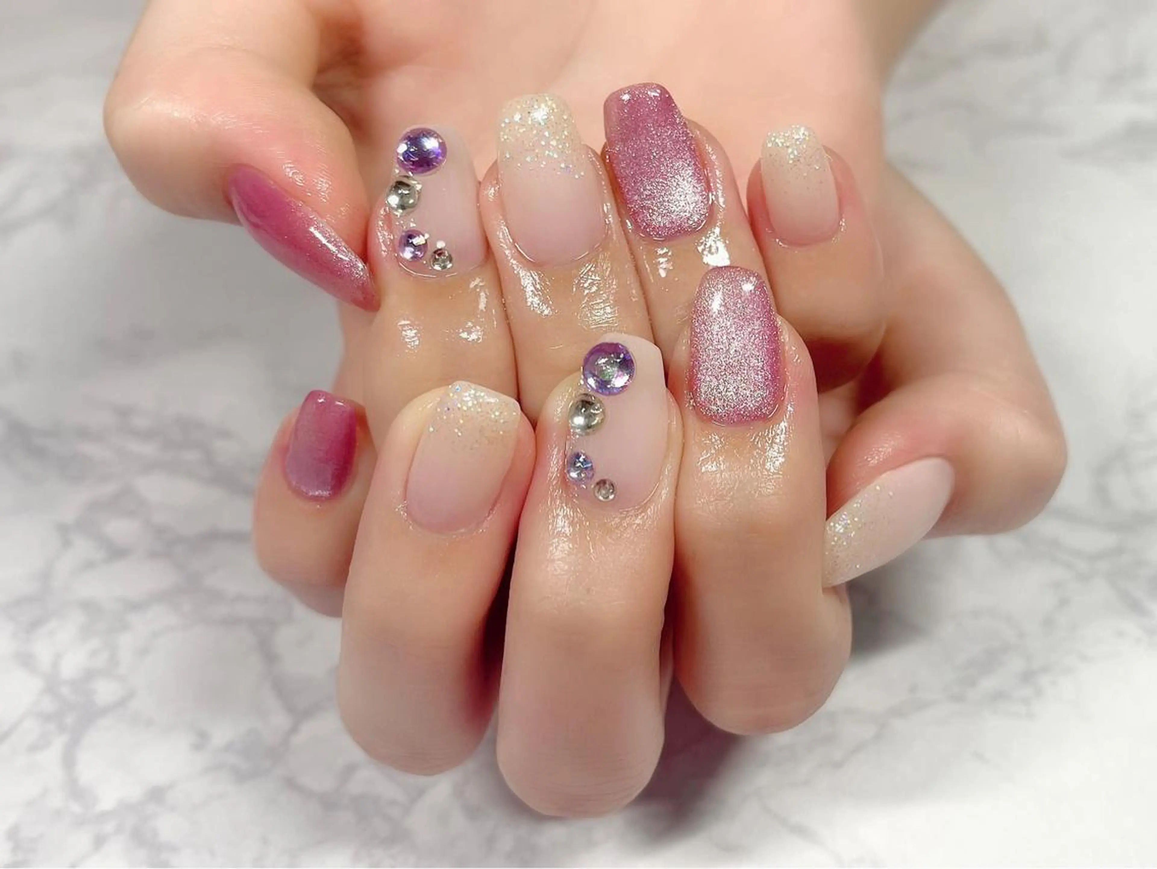 ネイル 持ち込み ハンドネイル Nail Salon KURELLYのネイルデザイン