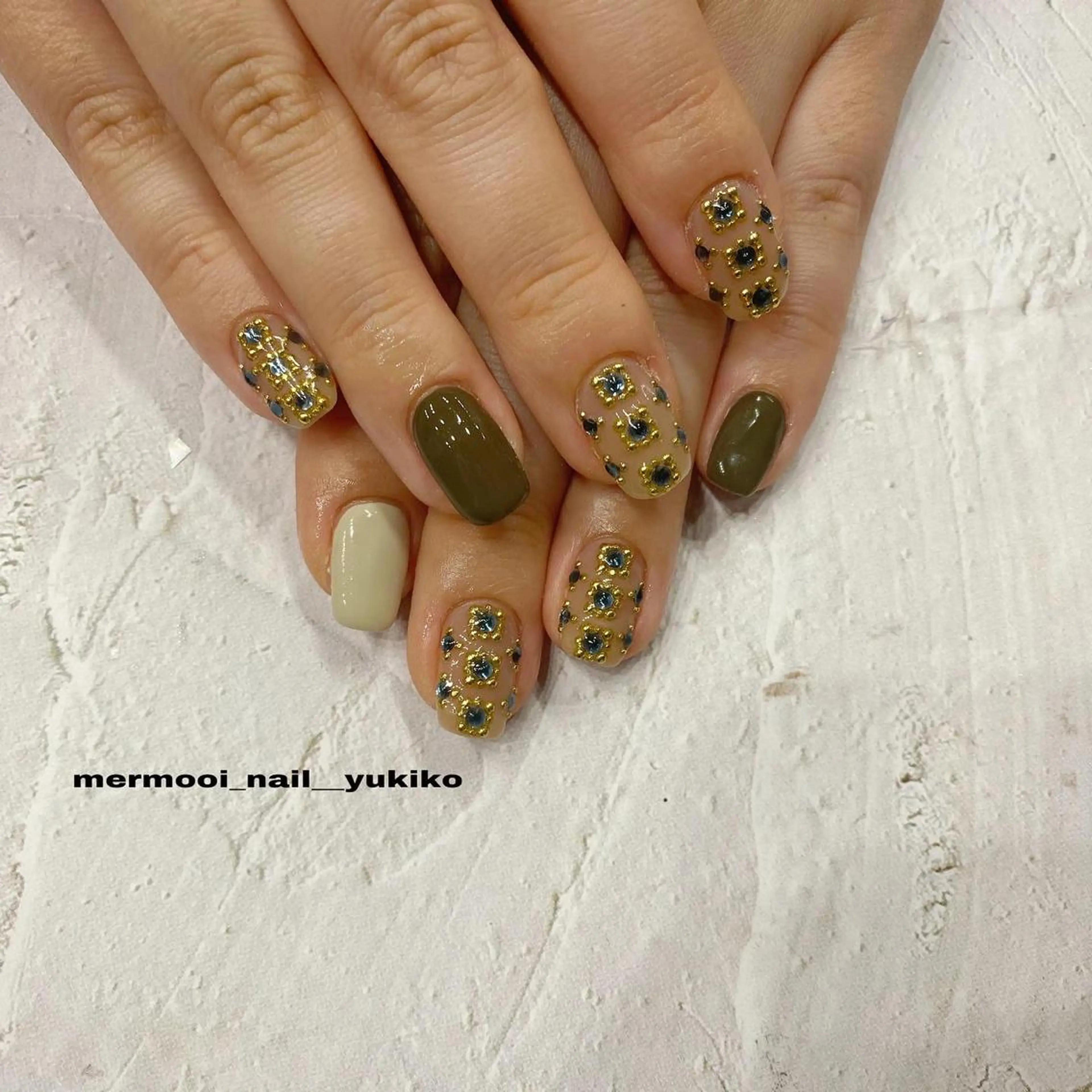 ネイル ネイビー スクエアネイル ストーンネイル ハンドネイル melumooi nailのネイルデザイン