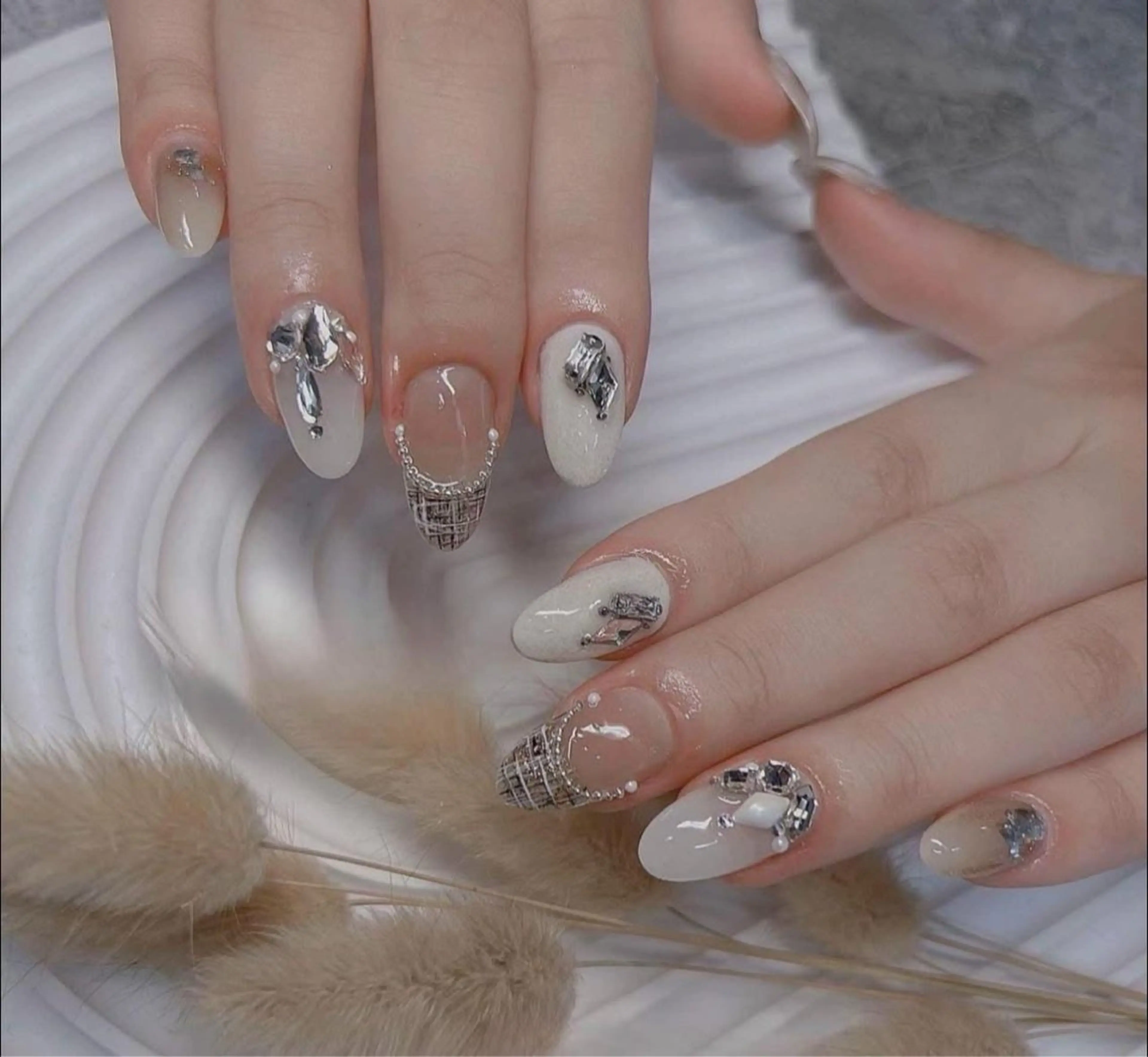 カラー RUBY NAIL& BEAUTY SPAのネイルデザイン