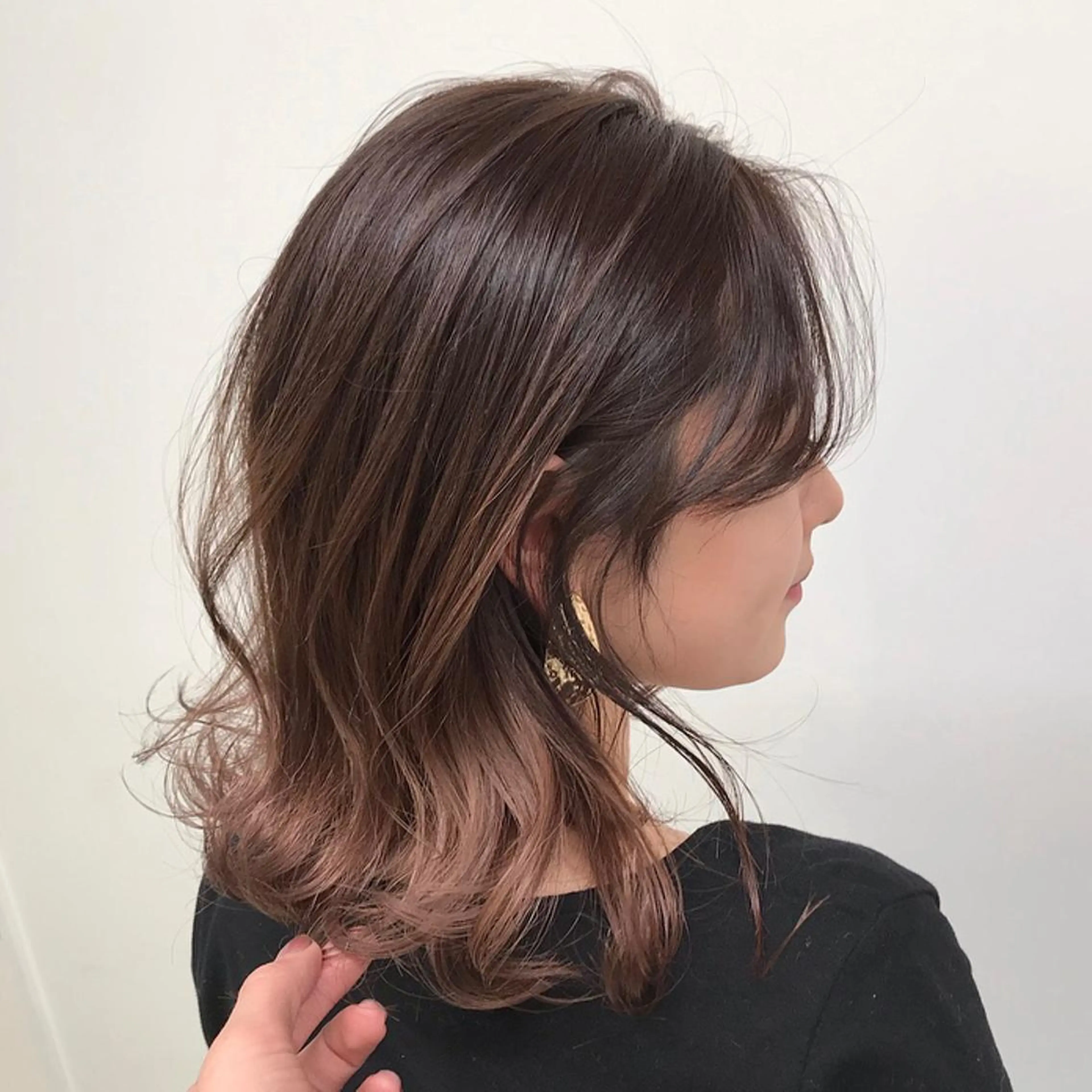 ミディアム カラー 🪄池袋ハイトーン 🪄ブリーチカラーのヘアスタイル