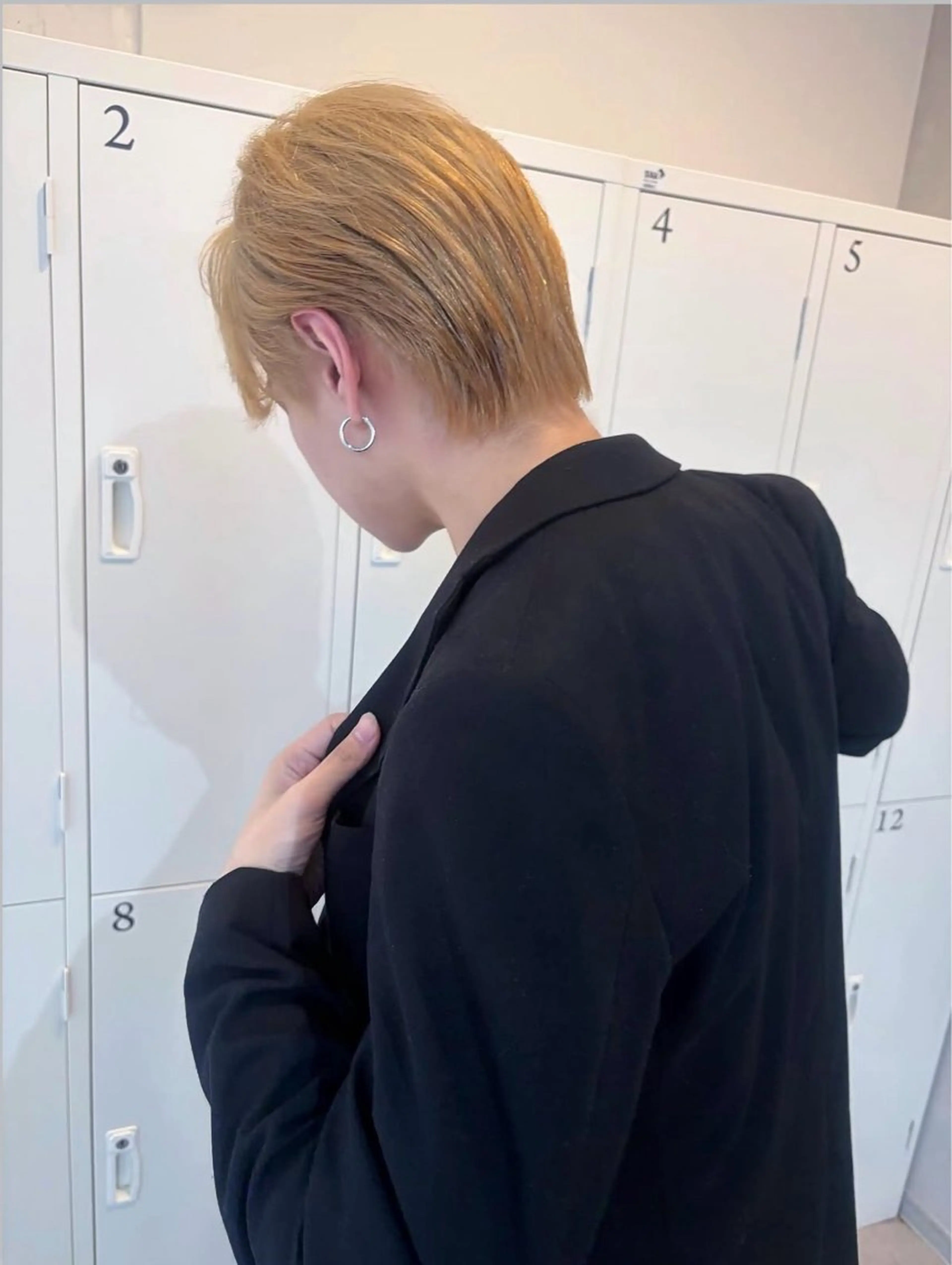 ショート ヘアカラー 石井 愛菜のヘアスタイル