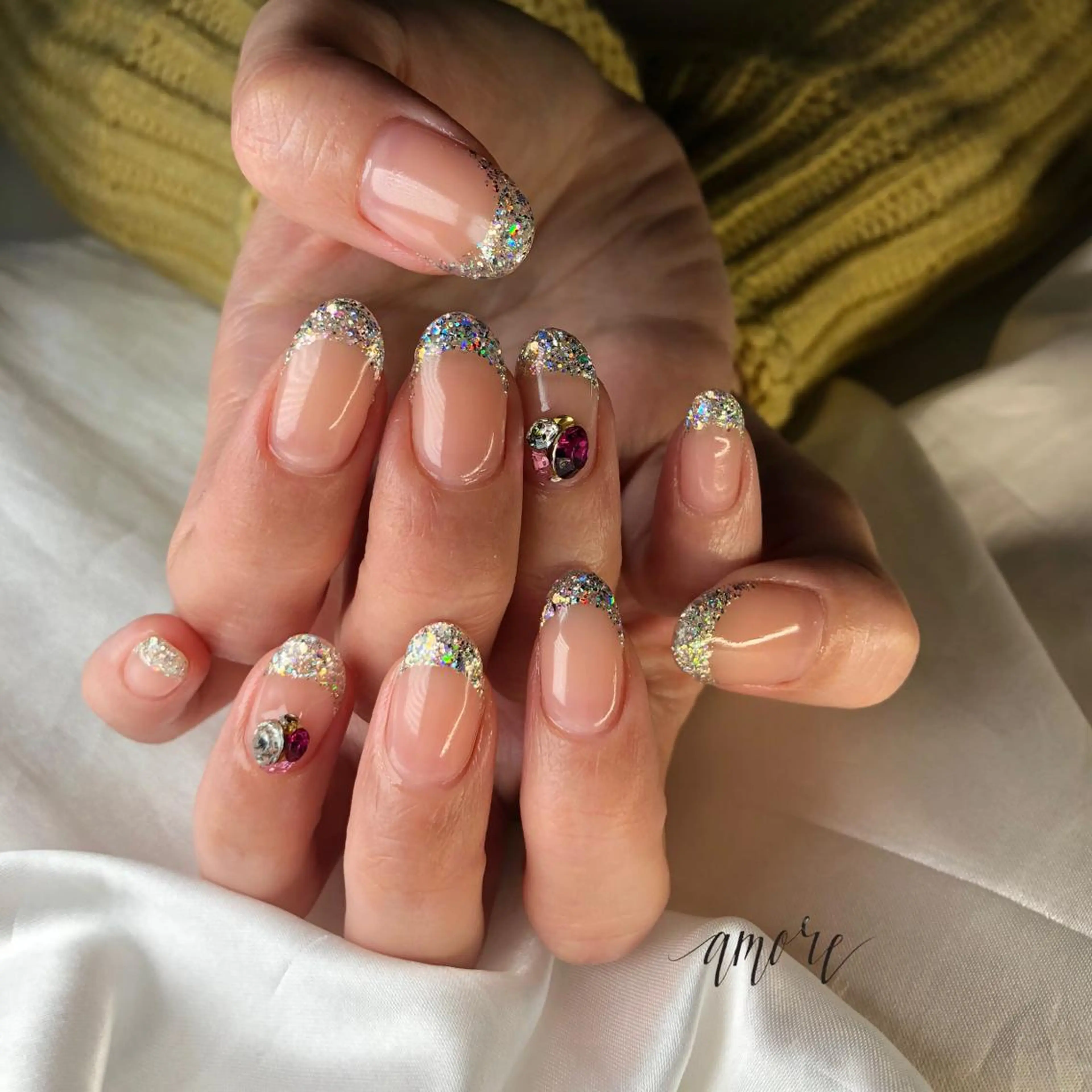 ネイル ジェルネイル 氷ネイル・うるうるネイル マグネットネイル ミラーネイル ニュアンスネイル You kyehwaのネイルデザイン