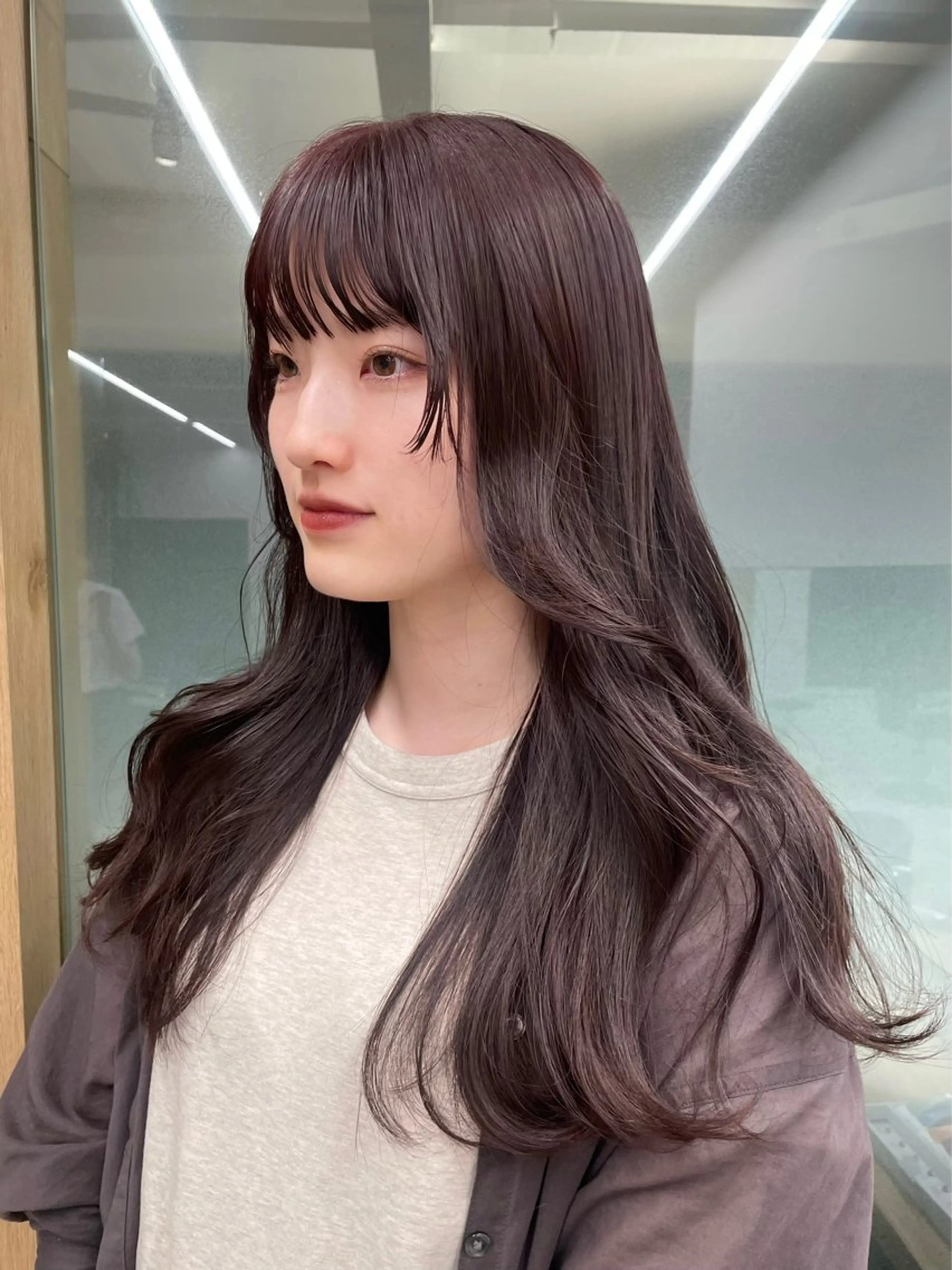ロング ヘアカラー トリートメント 盛れる透明感カラー・ momokaのヘアスタイル