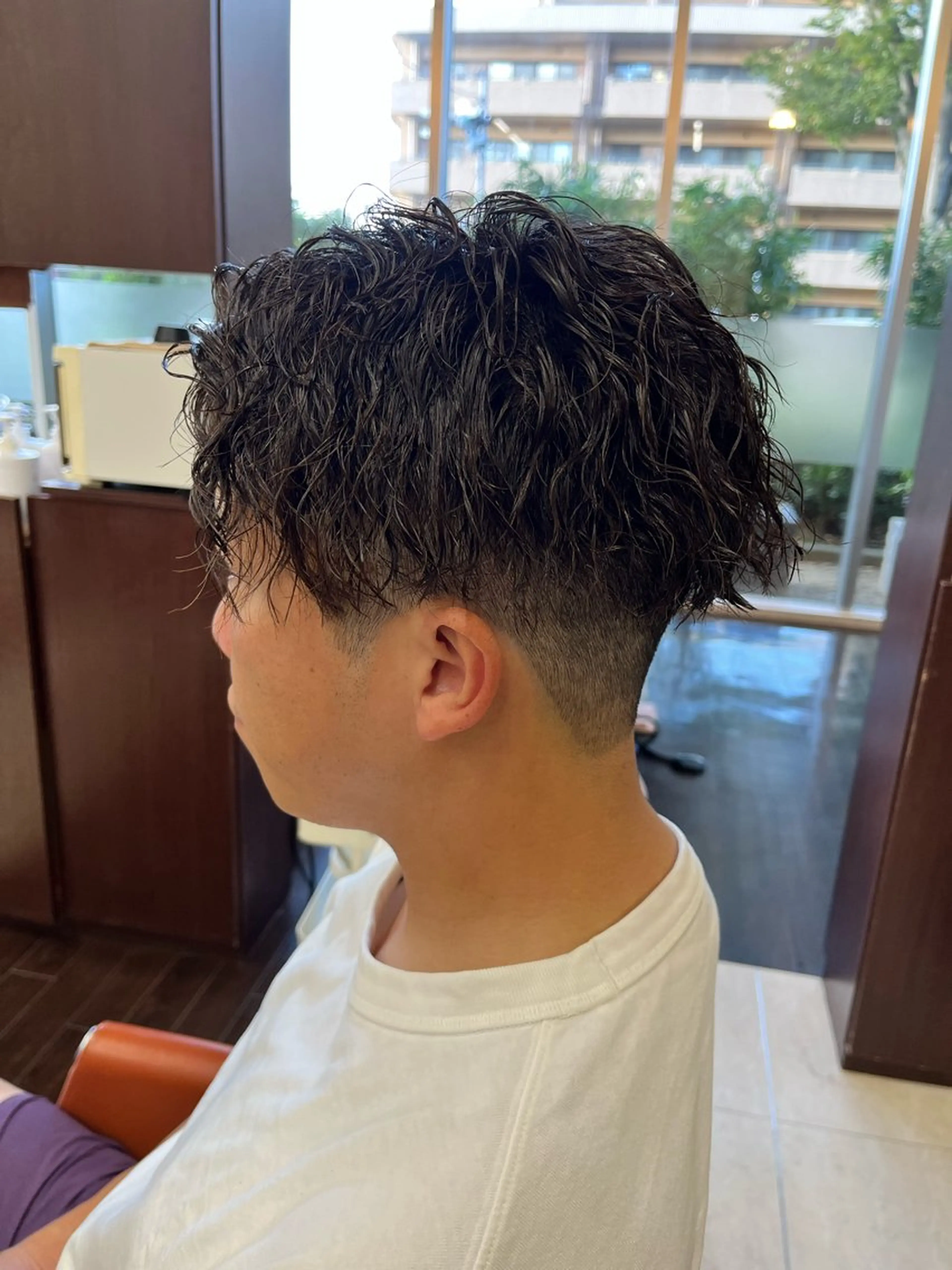 ショート パーマ メンズ センターパート メンズパーマ ツイストスパイラルパーマ スパイラルパーマ 🧊メンズ特化🧊 高木航希のヘアスタイル