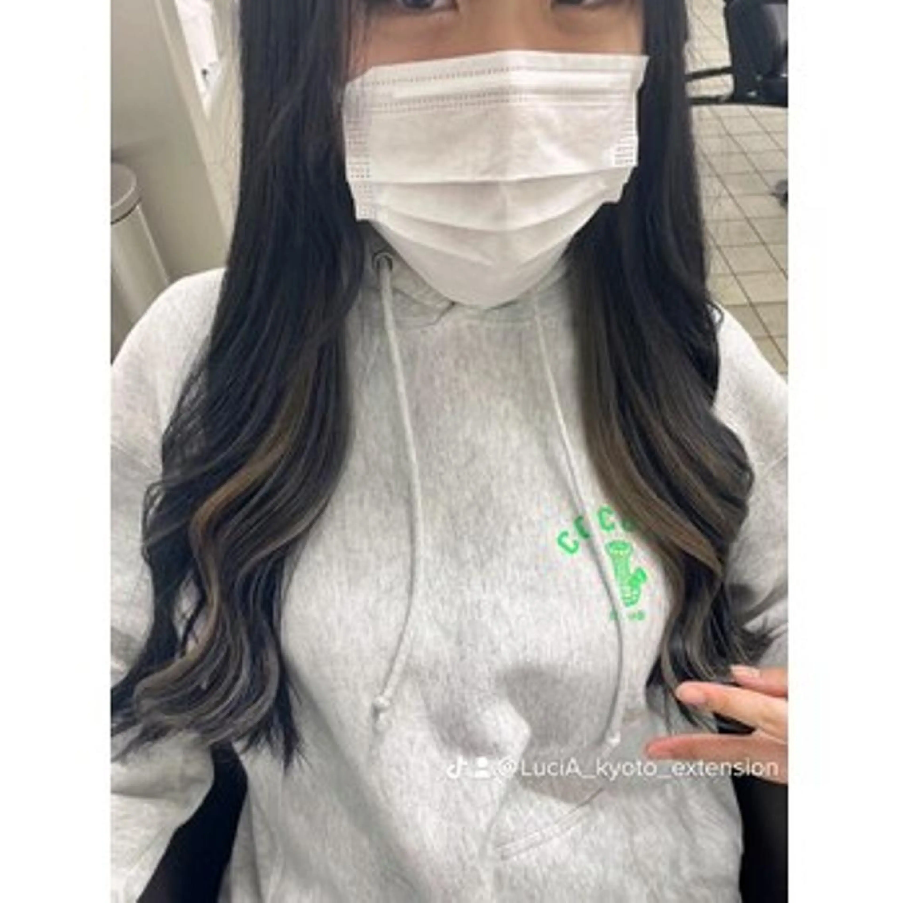 カラー ロング MISAKIエクステ ブリーチ\5900のヘアスタイル