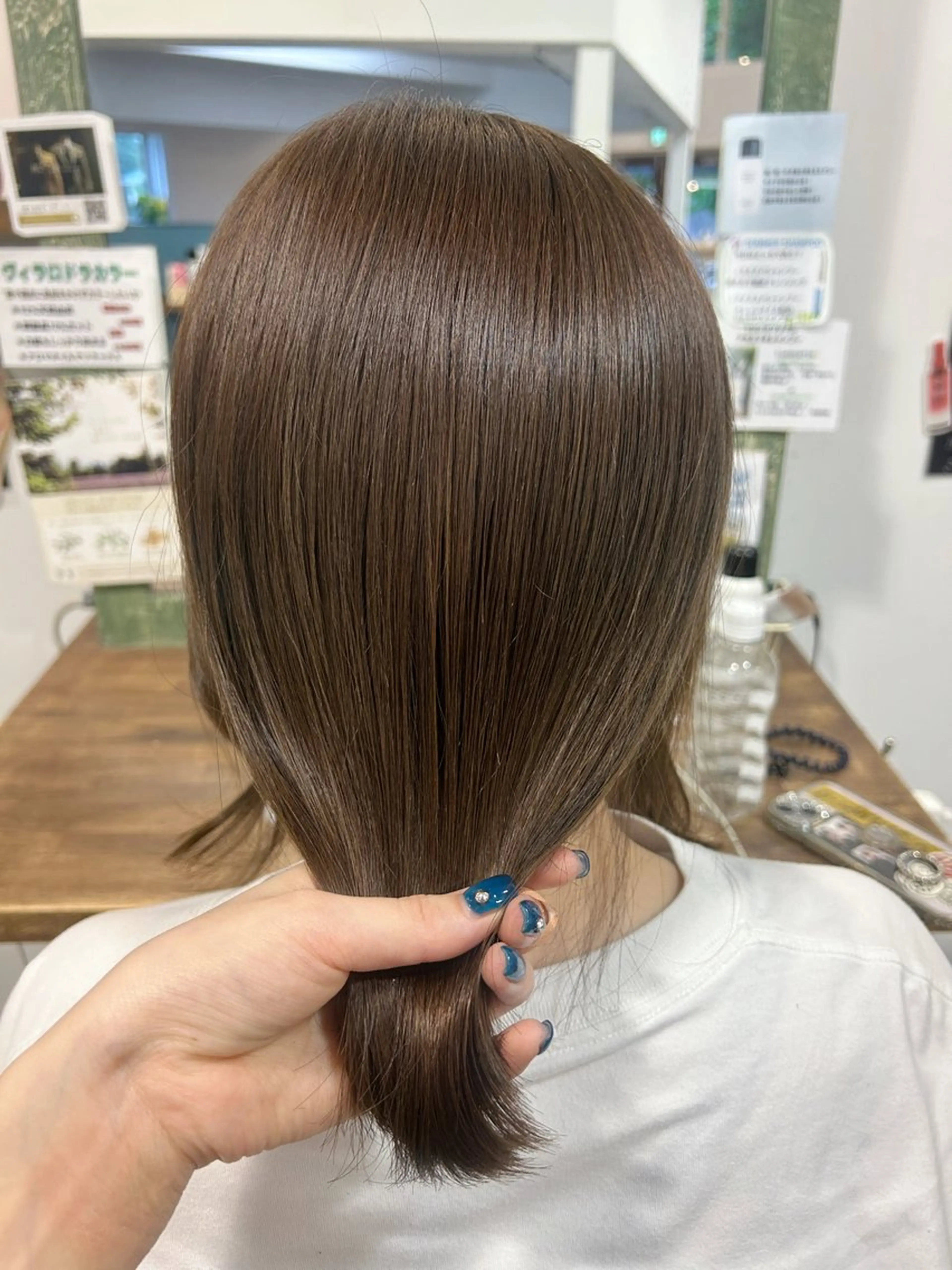 ショート カラー ヘアカラー 拝頭　奈枝 Beretのヘアスタイル