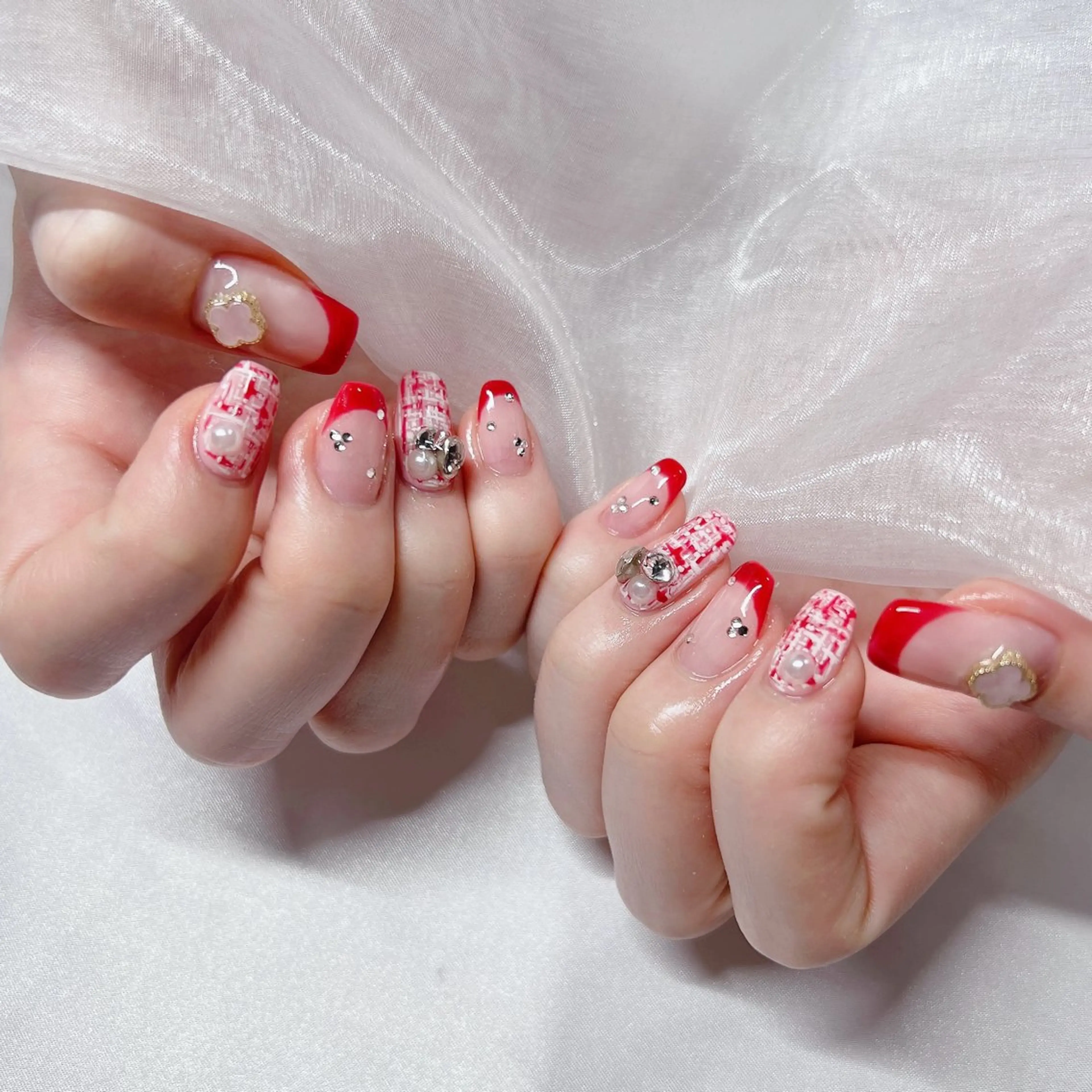 ネイル ジェルネイル 韓国ネイル ラメ(グリッター) マグネットネイル 持ち込み ハンドネイル nail salon Rewardのネイルデザイン