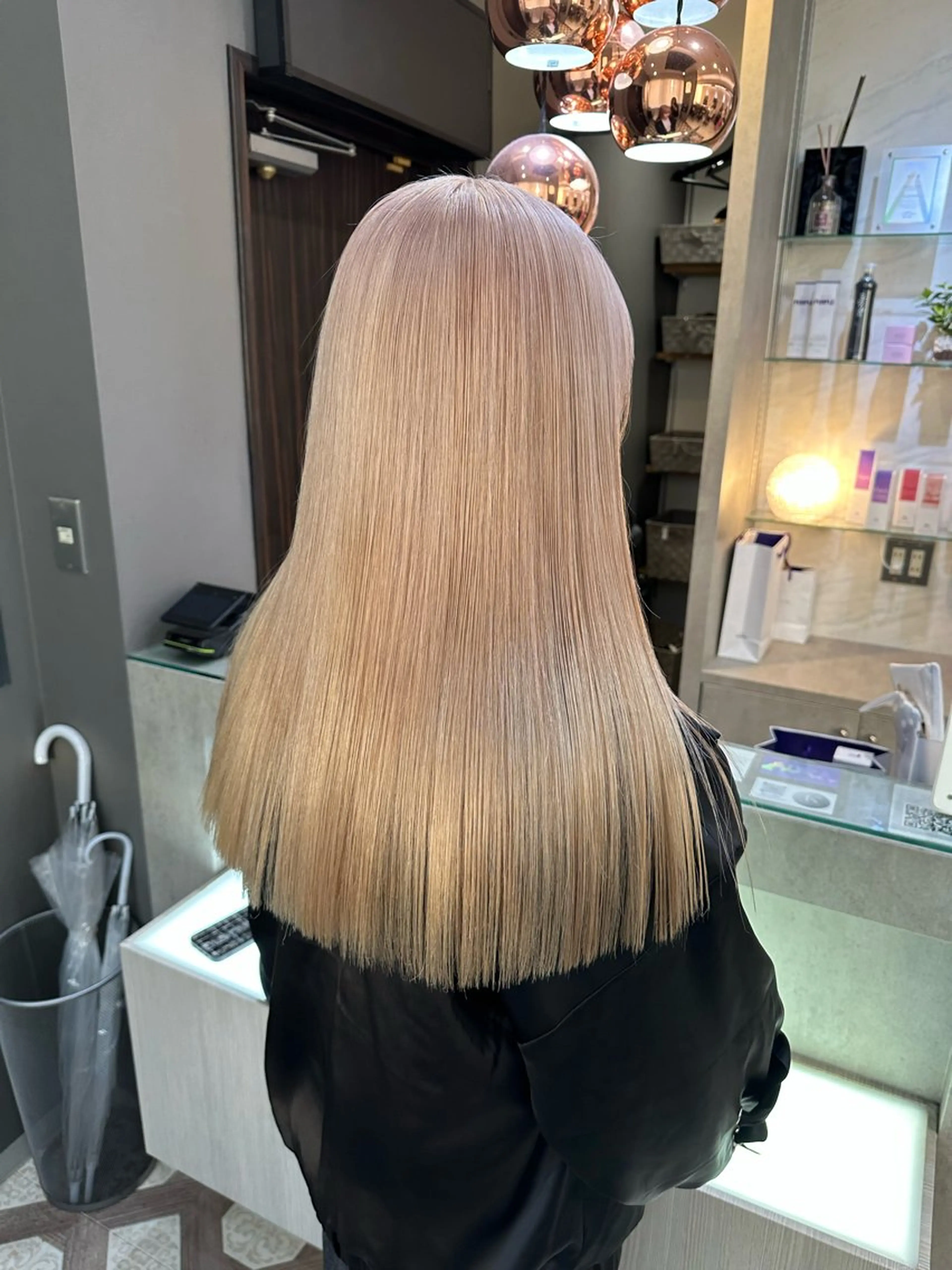 セミロング カラー カット ヘアカラー トリートメント AYAKASA 暖色カラー/レイヤーのヘアスタイル