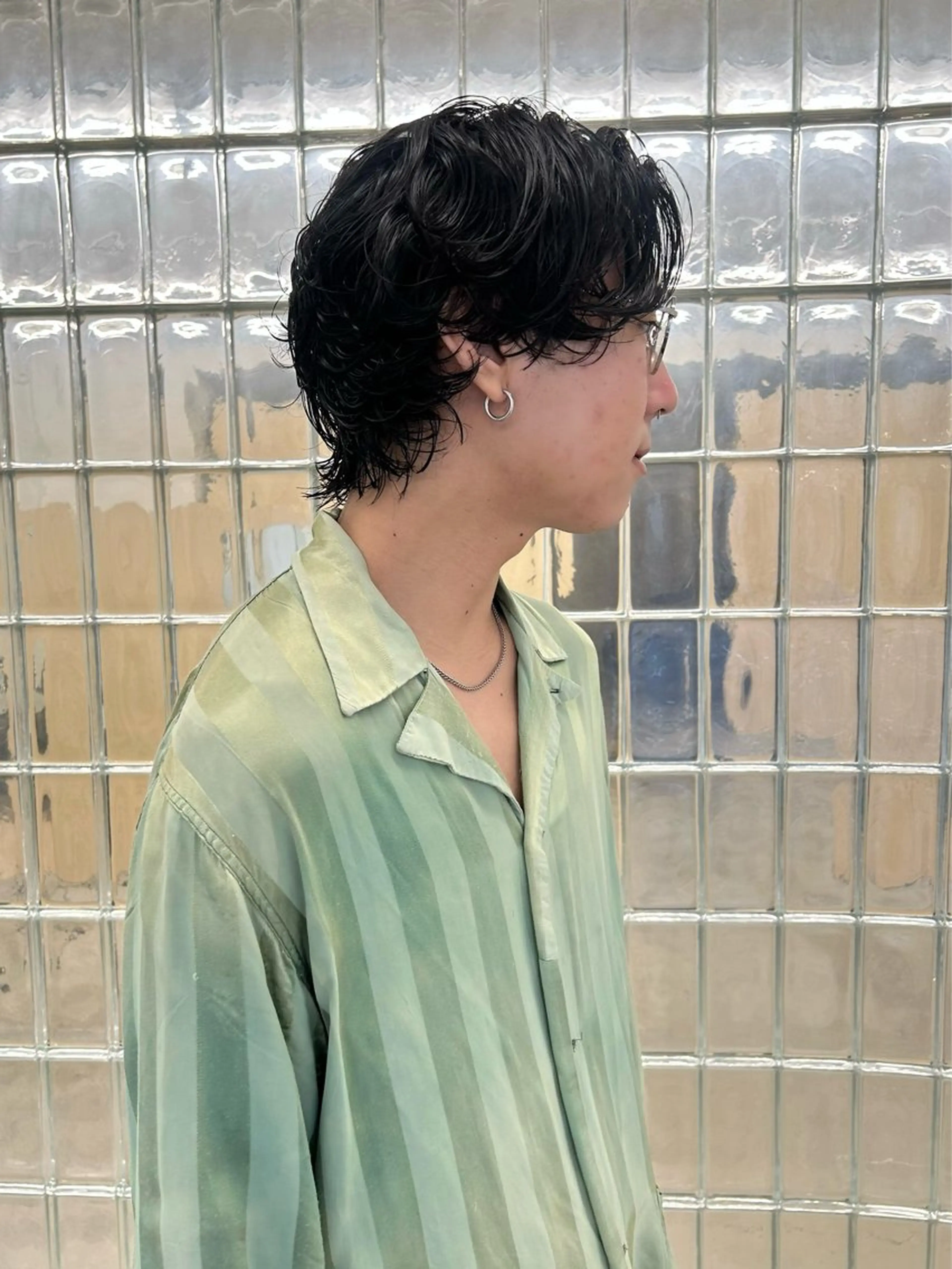 ミディアム パーマ メンズ ミディアムパーマ メンズパーマ メンズウルフカット マレットヘア ウルフカット メンズパーマ ナカムラヒロトのヘアスタイル