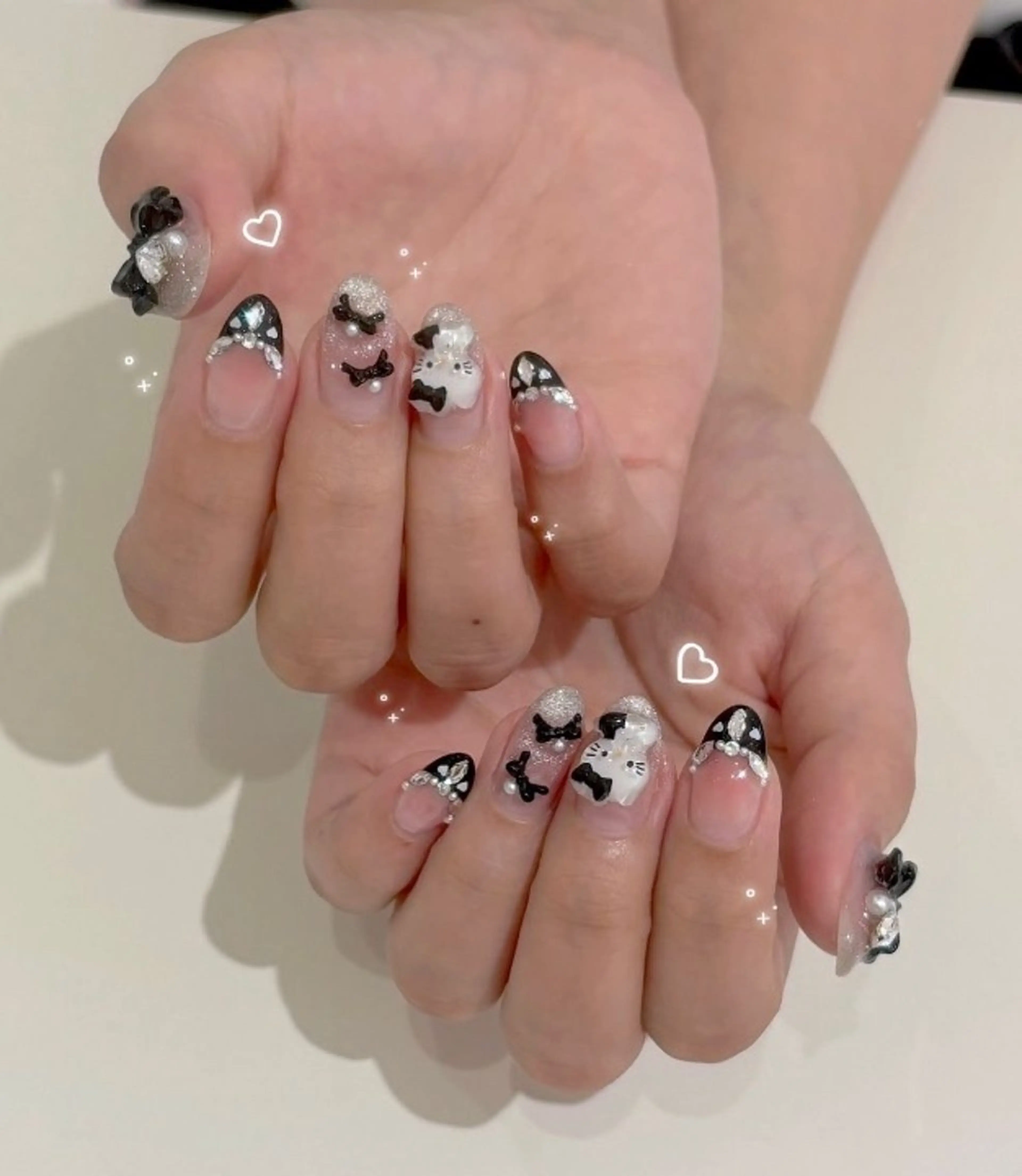 カラー グラデーションカラー ピンクカラー ハンドネイル AIN Nailのネイルデザイン