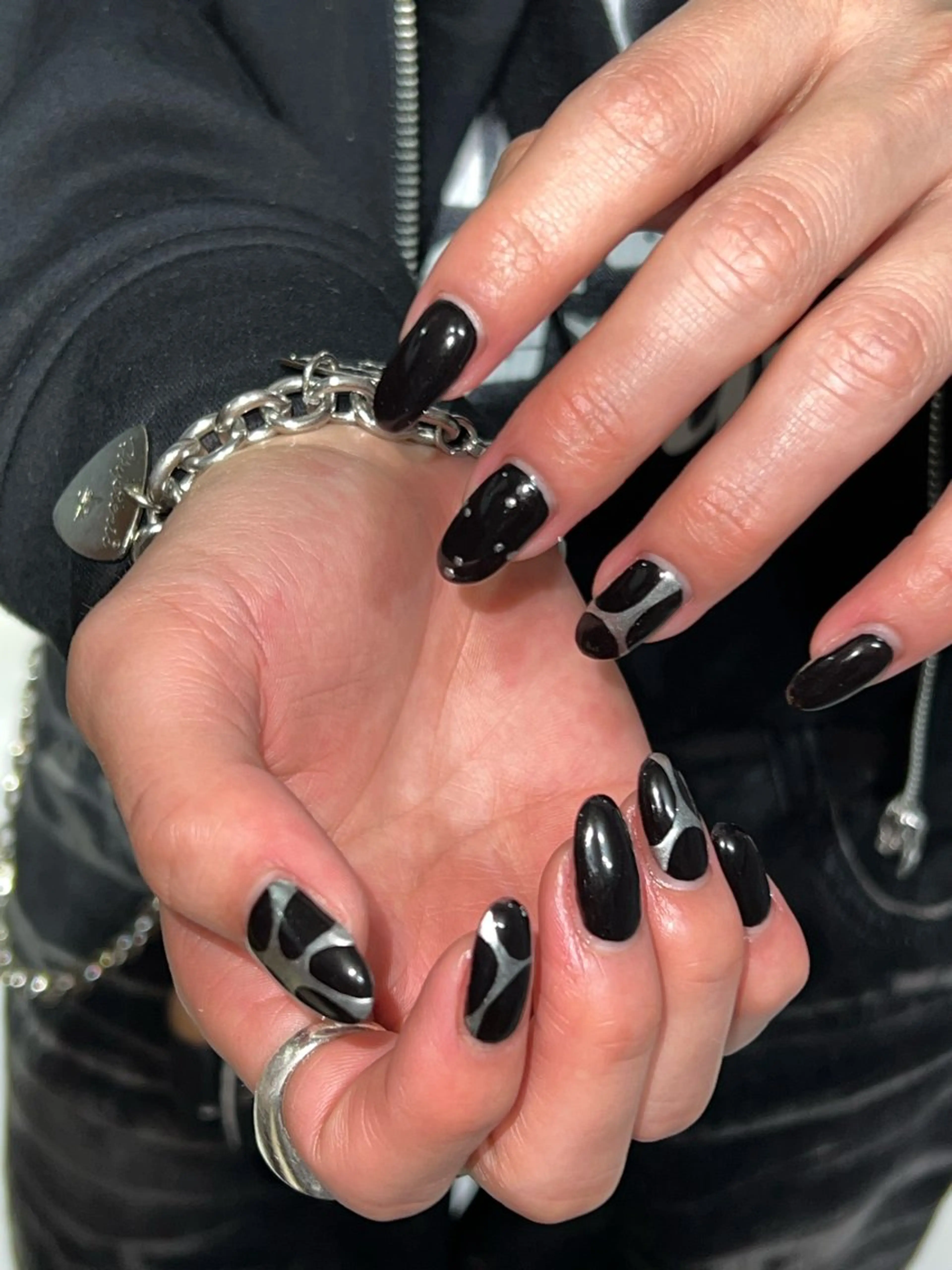 ネイル ハンドネイル Hata nail 🎀個性派ニュアンスのネイルデザイン