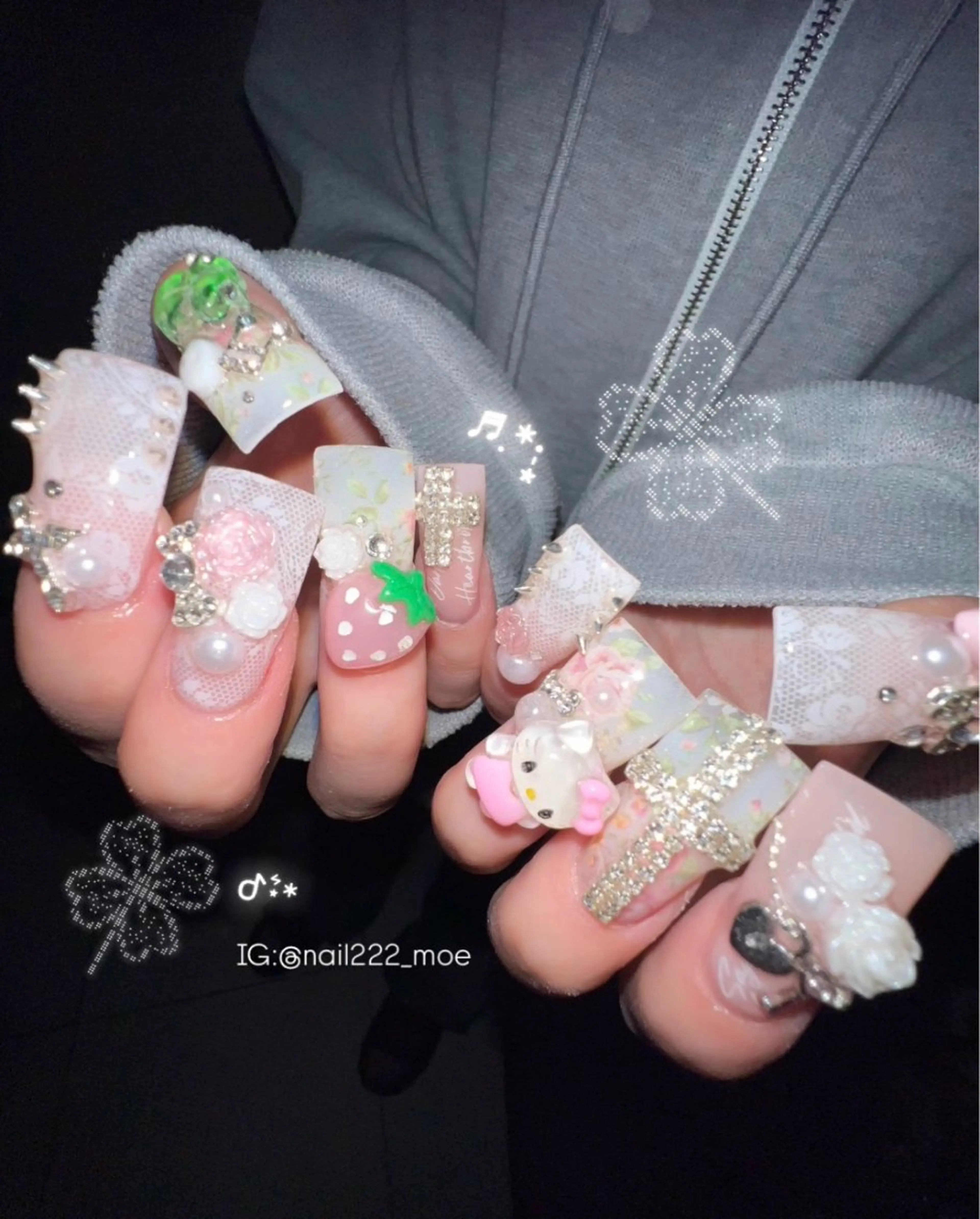 ネイル ハンドネイル ⟡.*222⋰˚☆ MöEのネイルデザイン