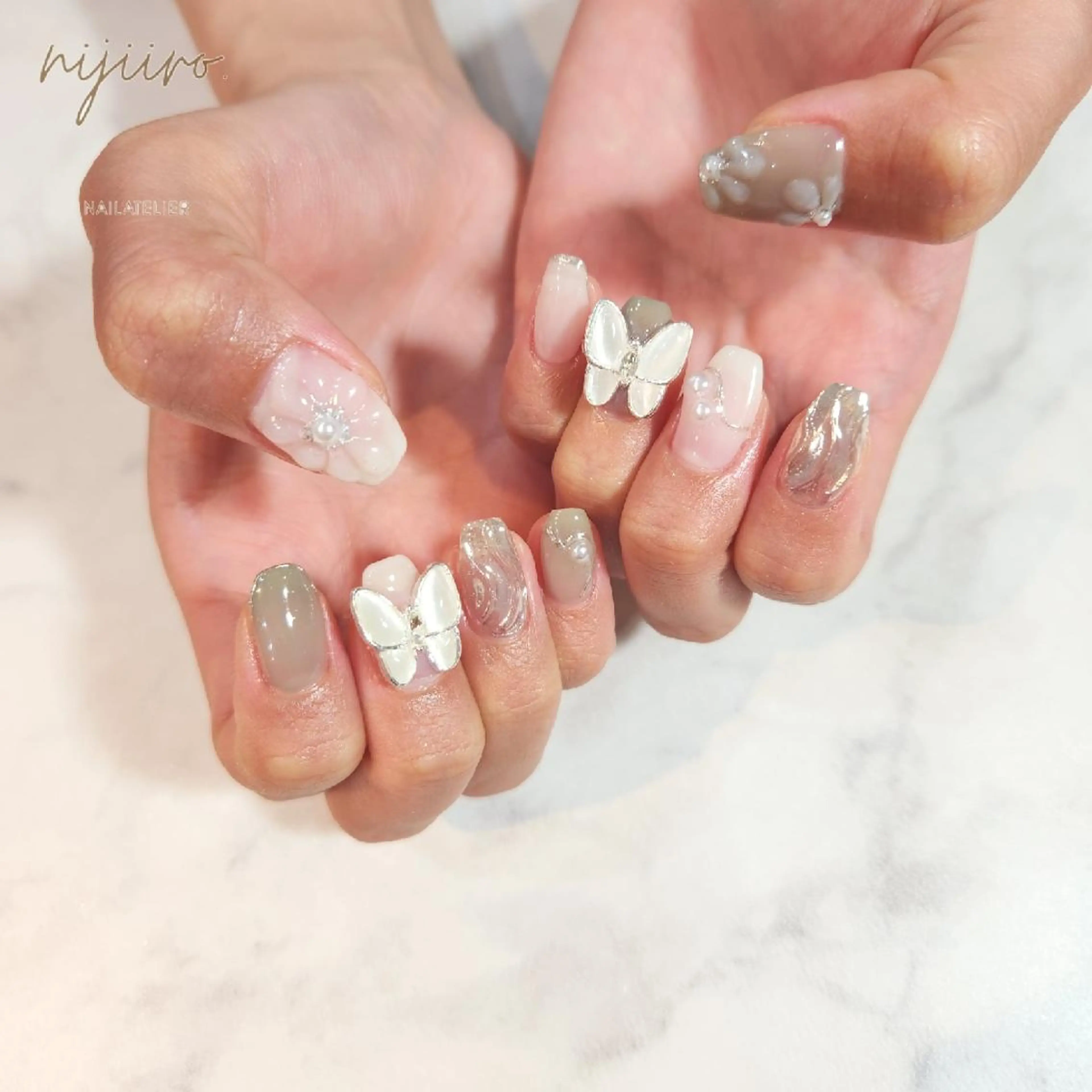 ネイル ハンドネイル nailatelier nijiiro.所属・nijiiro🌈 サトウのネイルデザイン