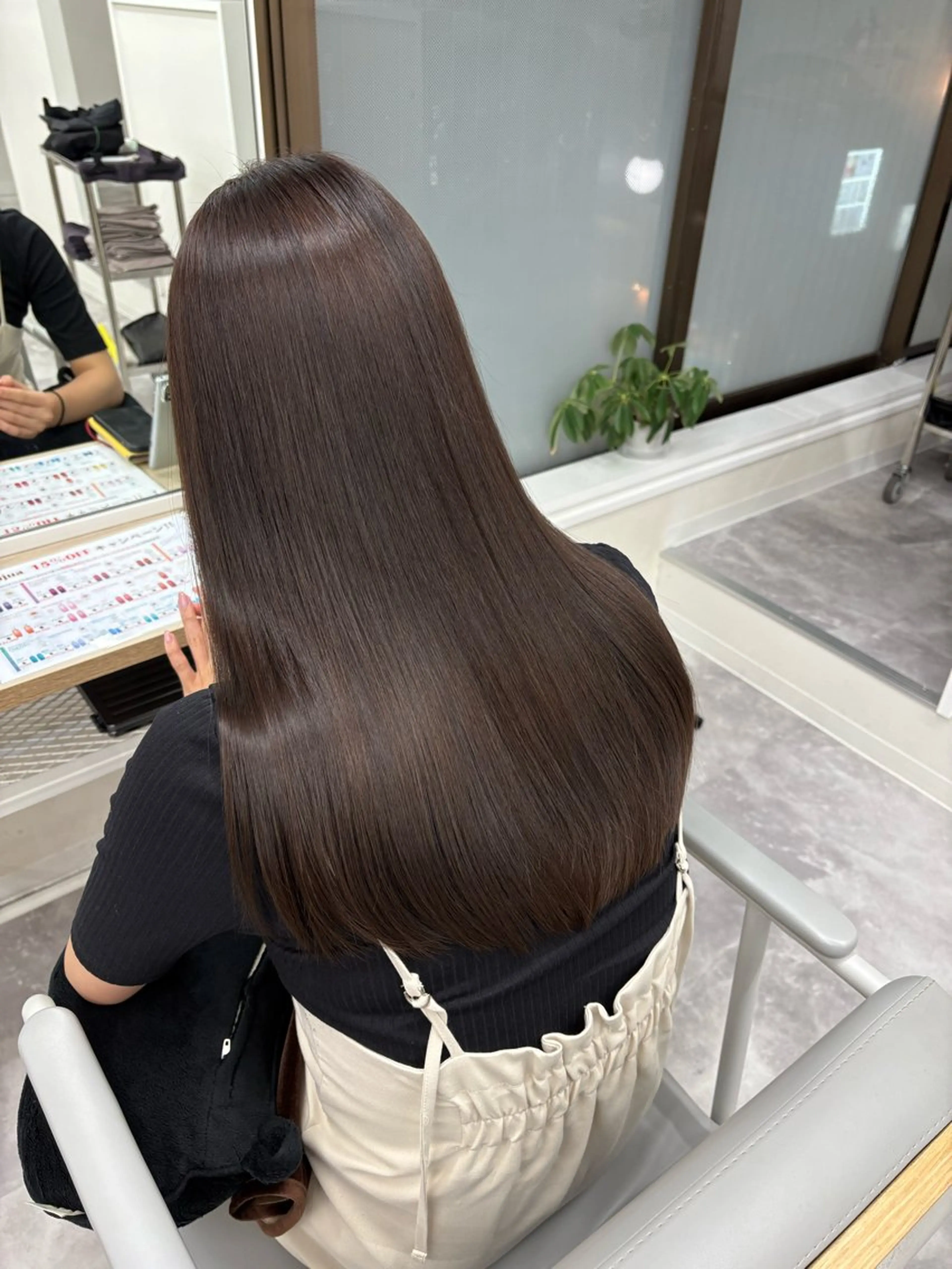 ロング カラー ブラウンカラー チョコレートブラウン ヘアカラー トリートメント あい❤︎ /髪質改善/韓国巻きのヘアスタイル