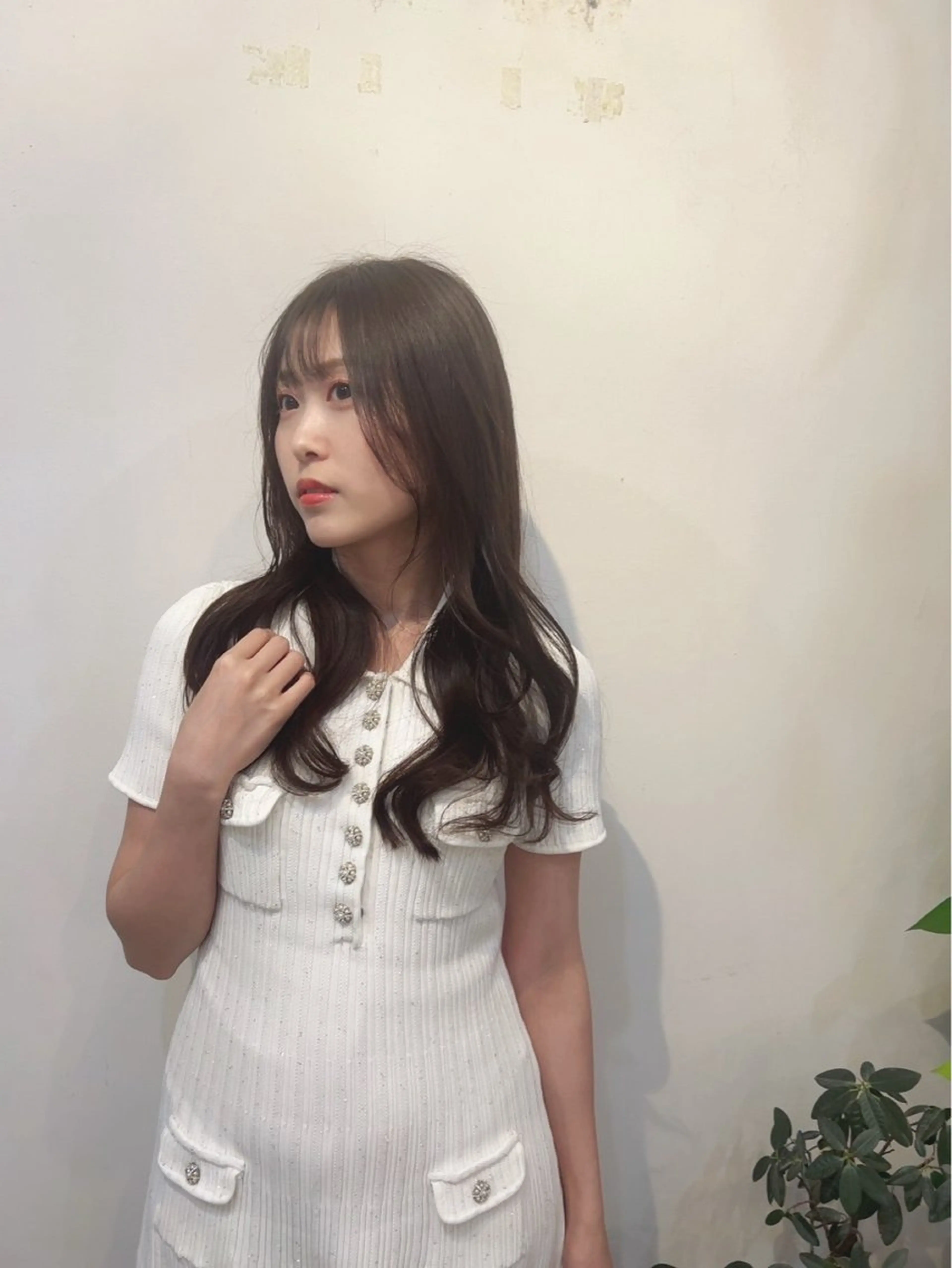 ロング カラー ロングレイヤー アッシュ ラベンダーカラー ラベンダーアッシュ レイヤーカット カット ヘアカラー トリートメント 松川  智行のヘアスタイル