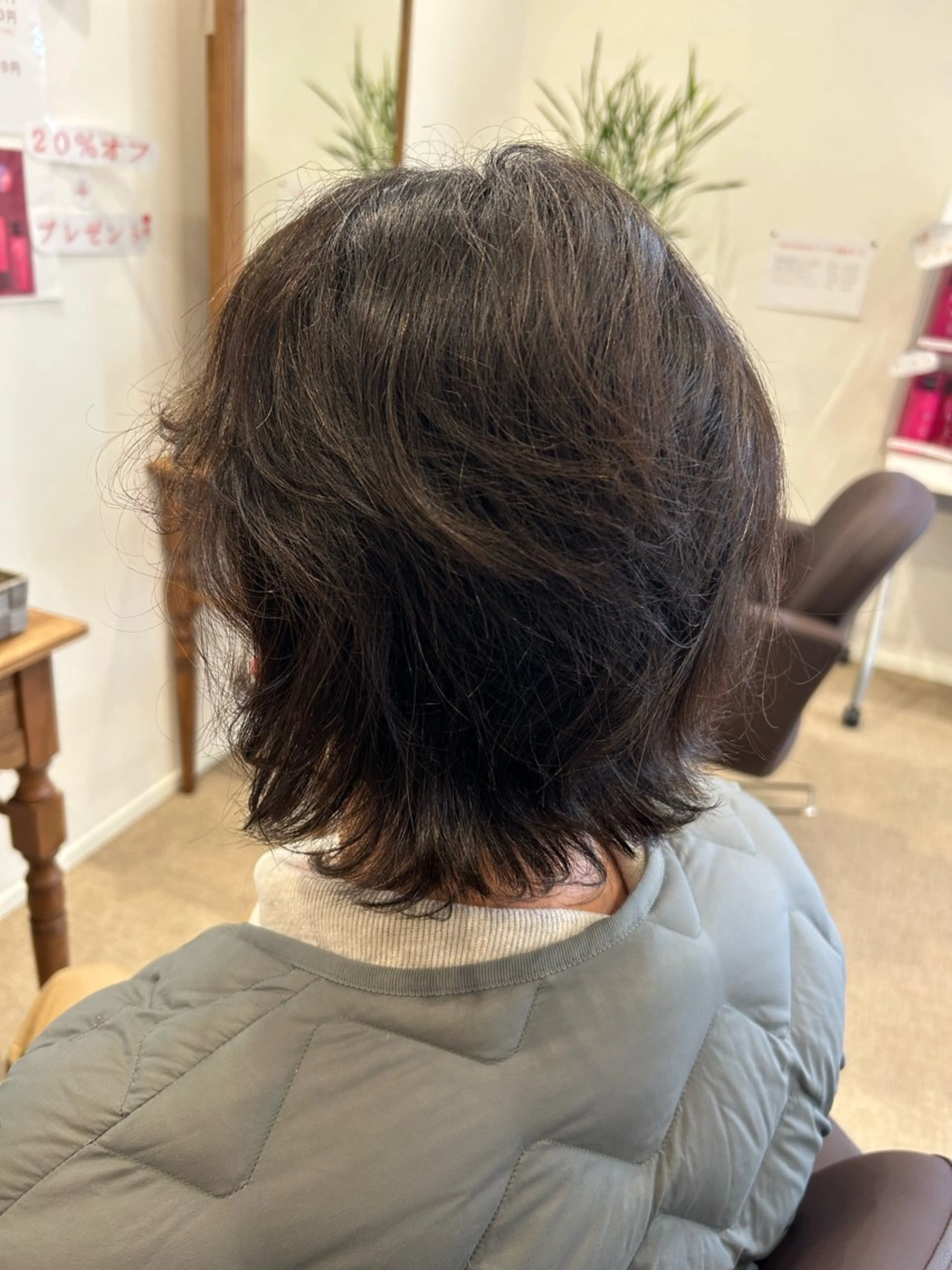 ショート ボブ カット アミオーガニック カラーのヘアスタイル