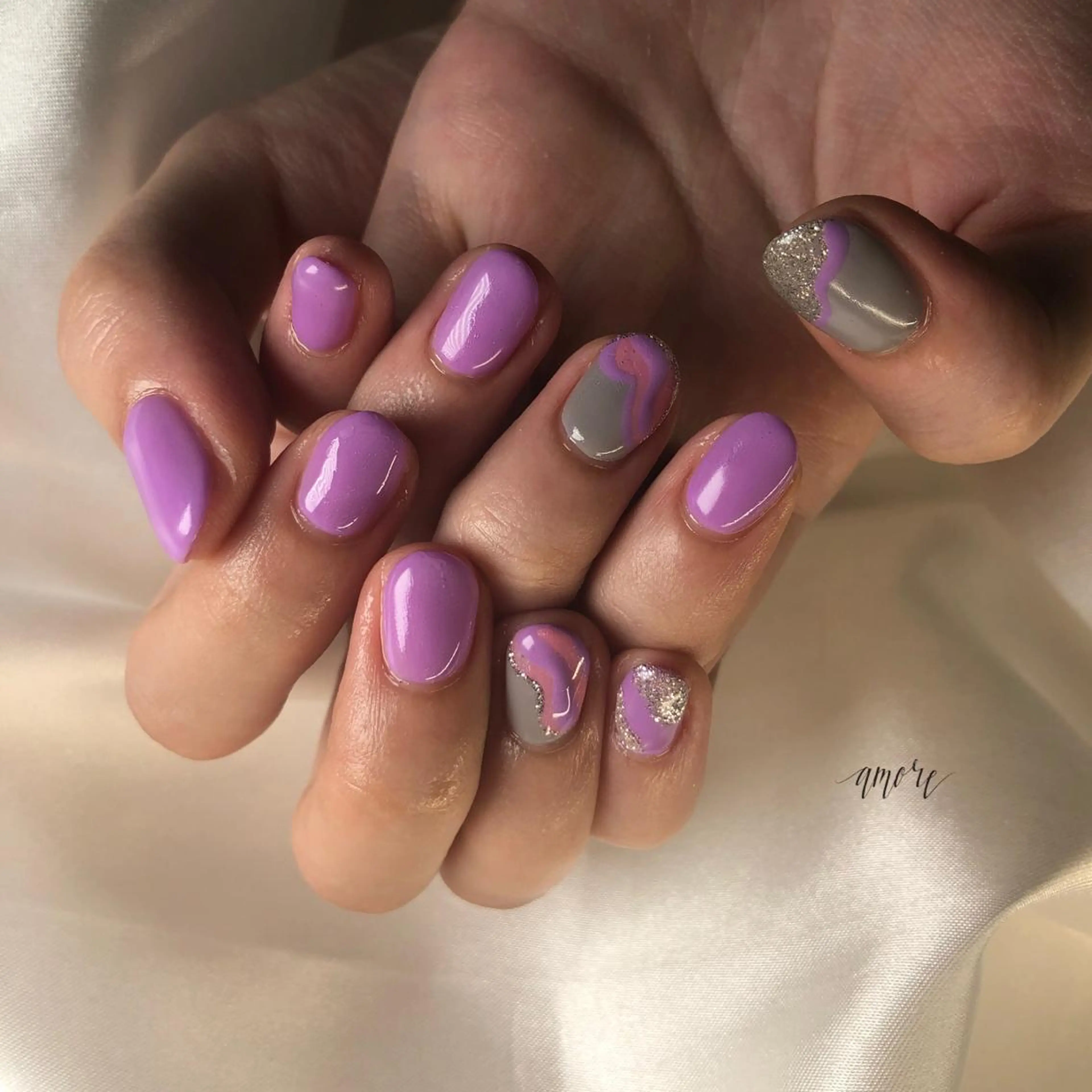 ネイル ジェルネイル 氷ネイル・うるうるネイル マグネットネイル ミラーネイル ニュアンスネイル You kyehwaのネイルデザイン