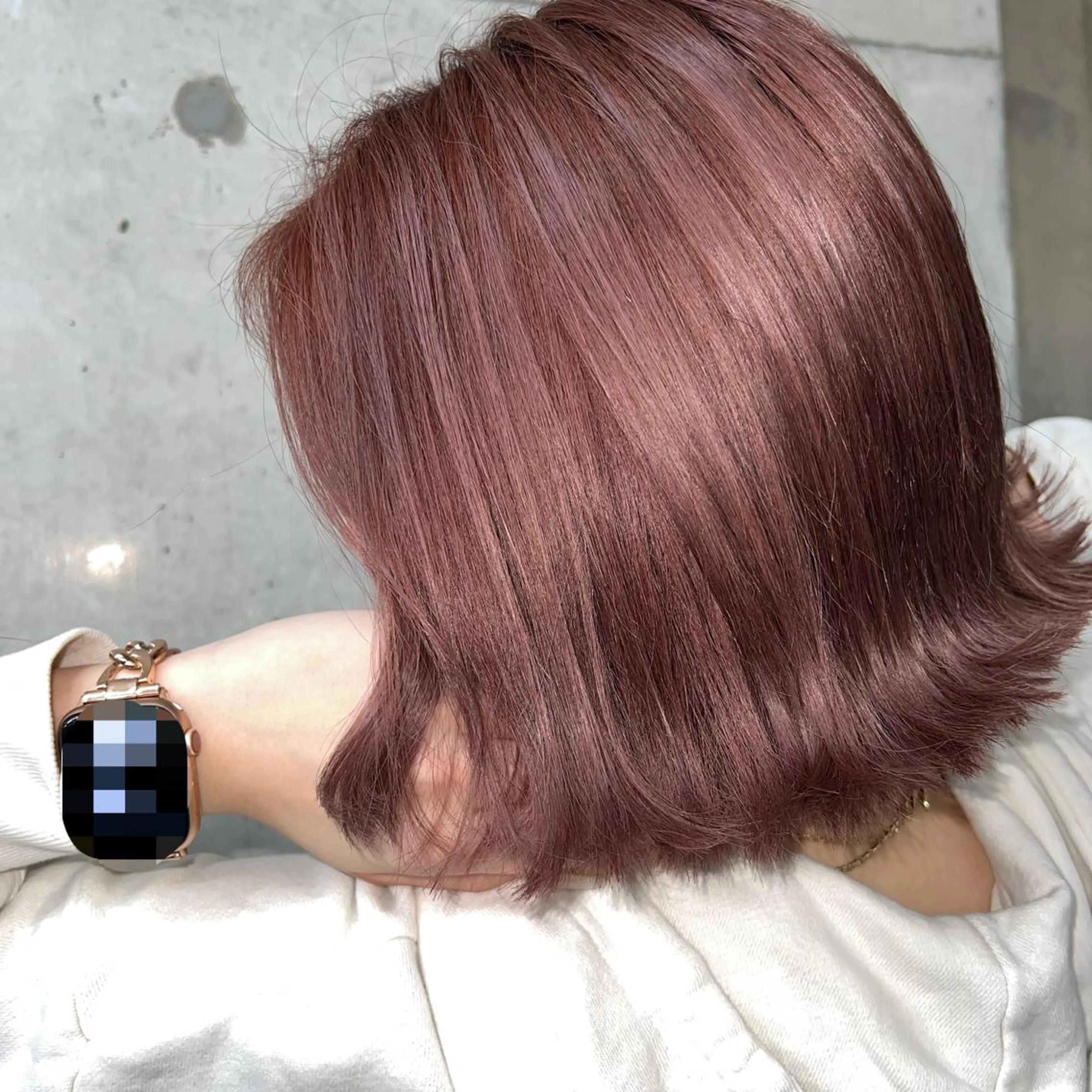 ショート カラー 艶ハイトーン‪‪🔆 ️️️安座間 希のヘアスタイル