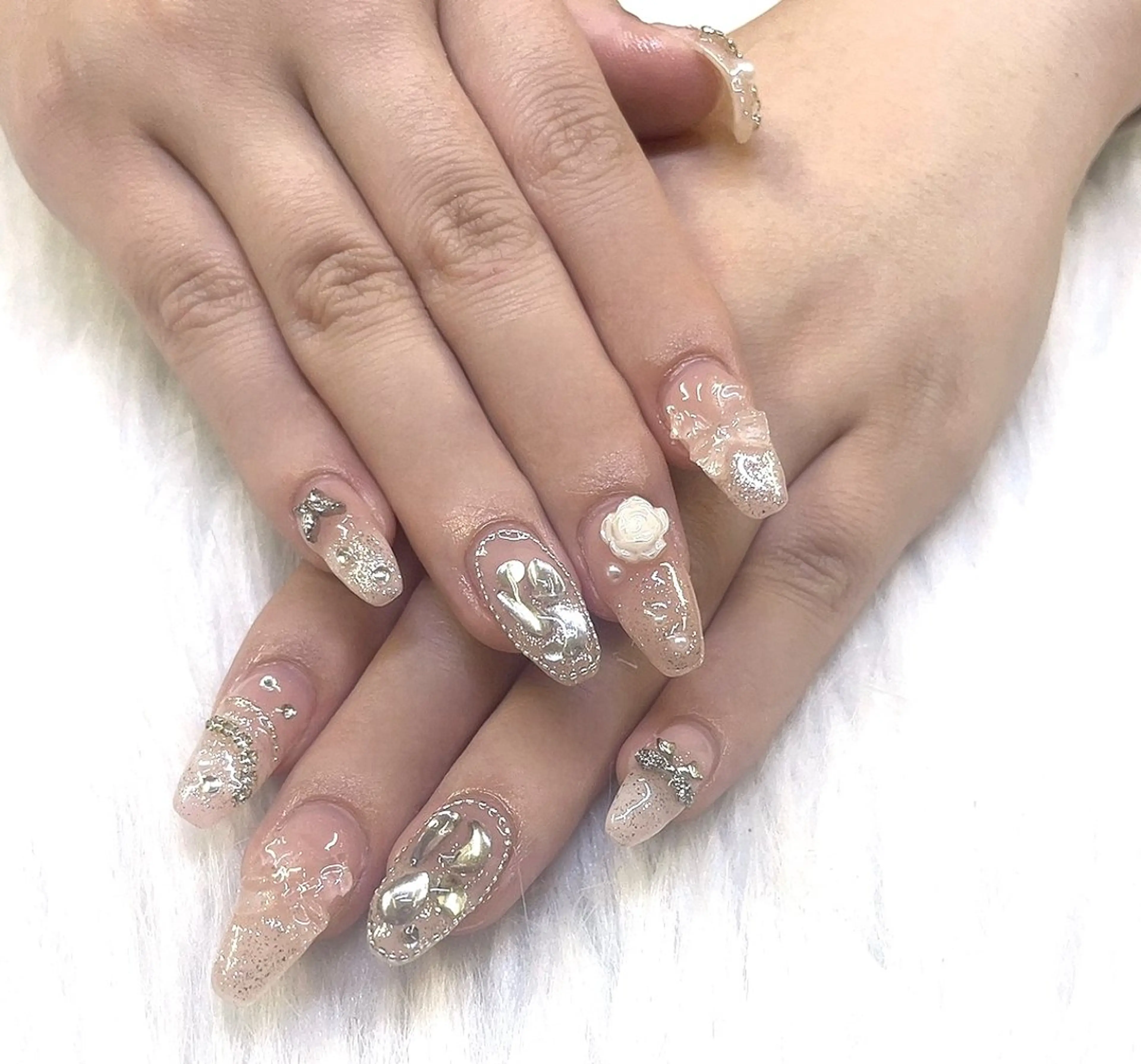 ネイル ハンドネイル queen nailのネイルデザイン